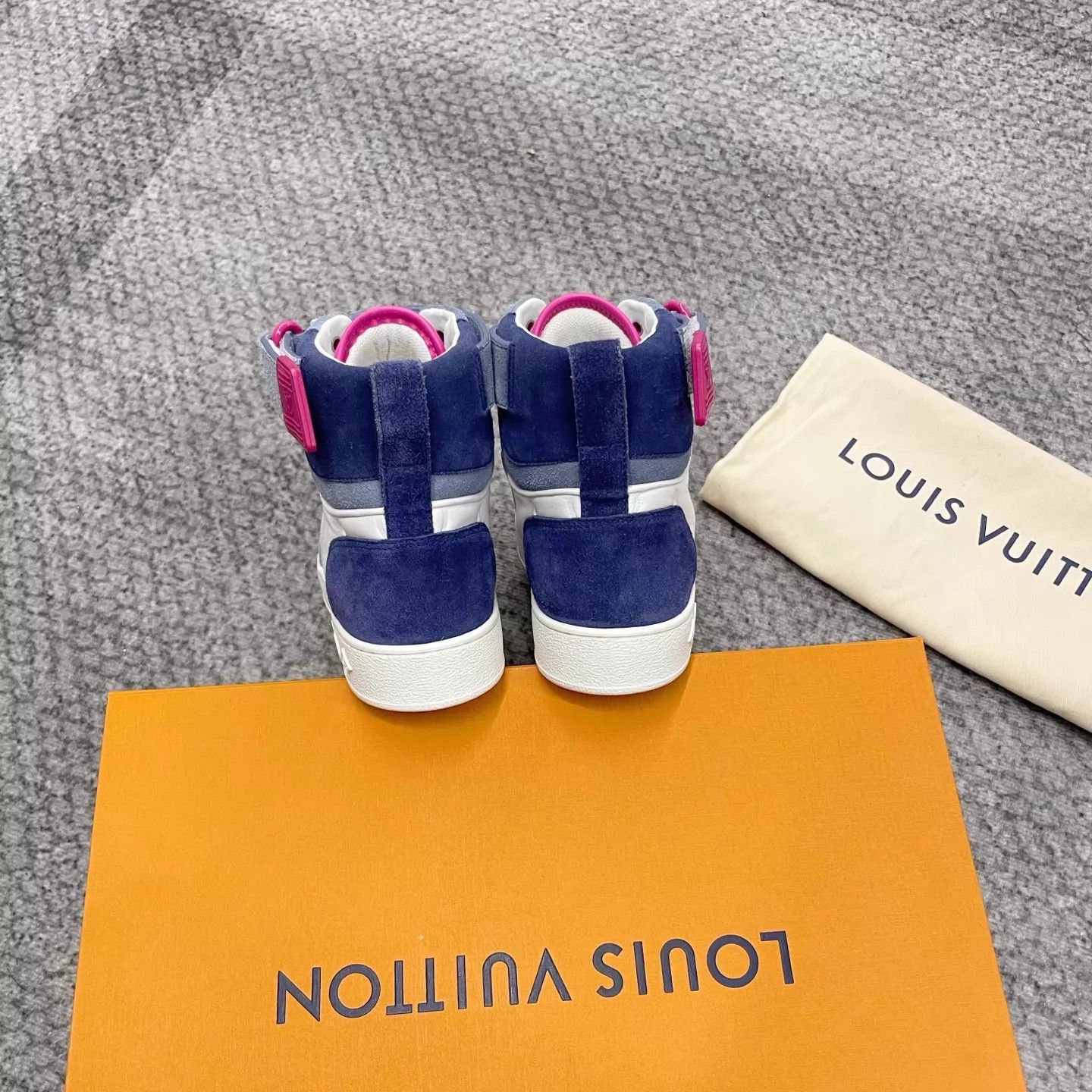 Louis Vuitton LV Boombox High-Top Sneakers Blue-Pink-White Size US 4.5 / IT 34.5 - 6 Thumbnail