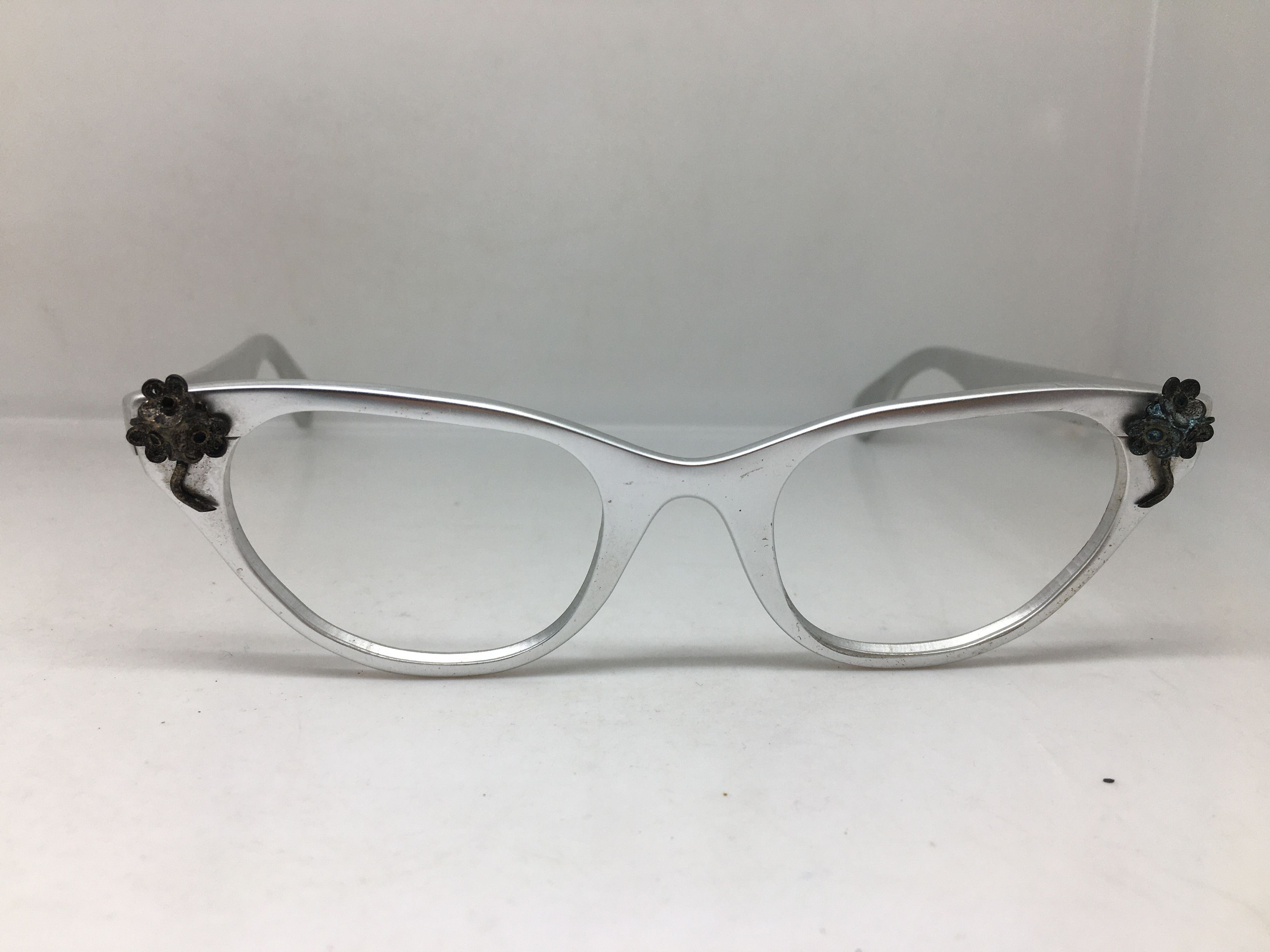 Vintage Vintage 50s TURA Woman Aluminum Cateye Eyeglasses Frame Size ONE SIZE - 1 Thumbnail