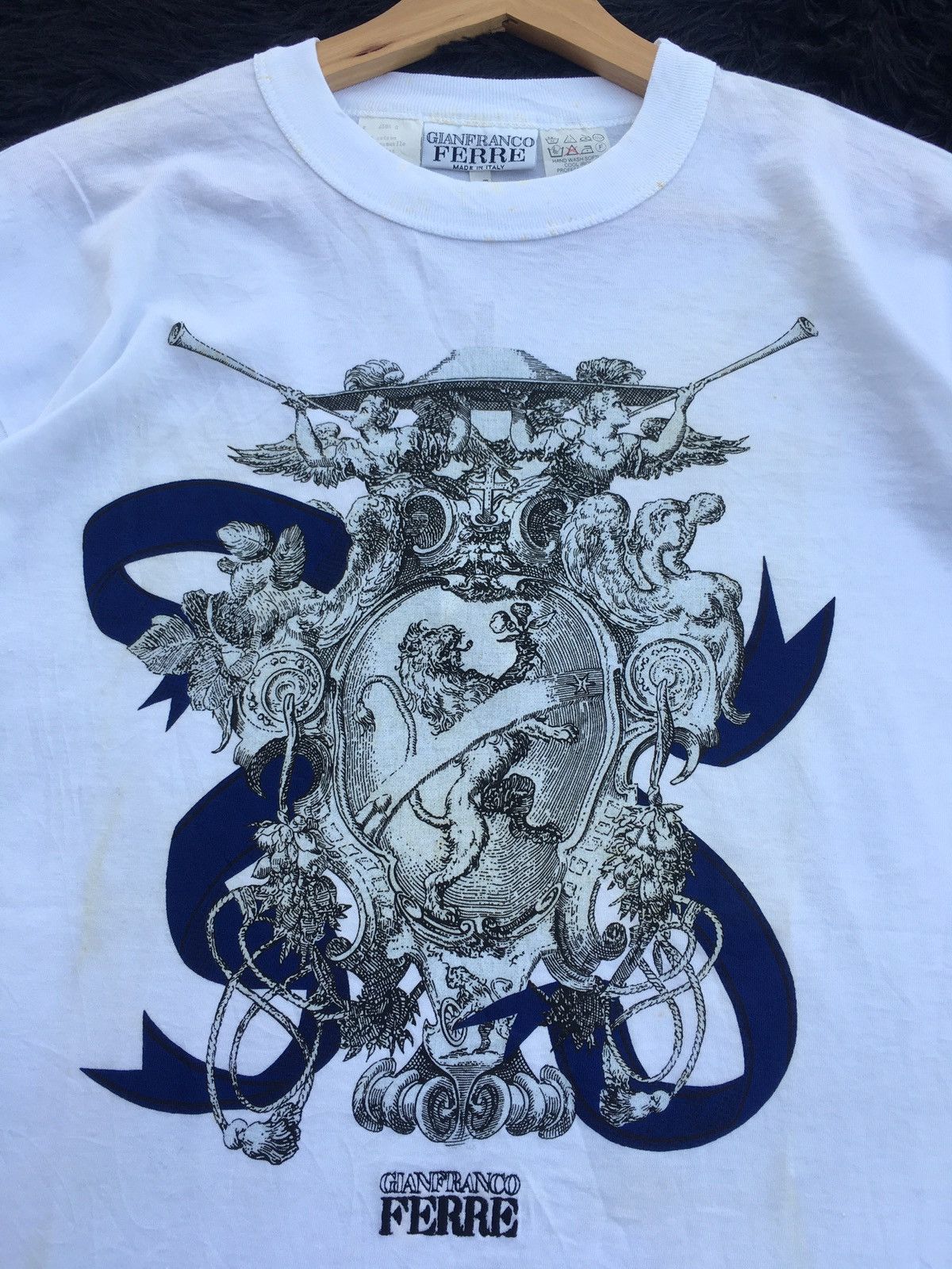 Gianfranco Ferre Rare Vintage Gianfranco Ferre Italy Tshirt Size US L / EU 52-54 / 3 - 7 Thumbnail