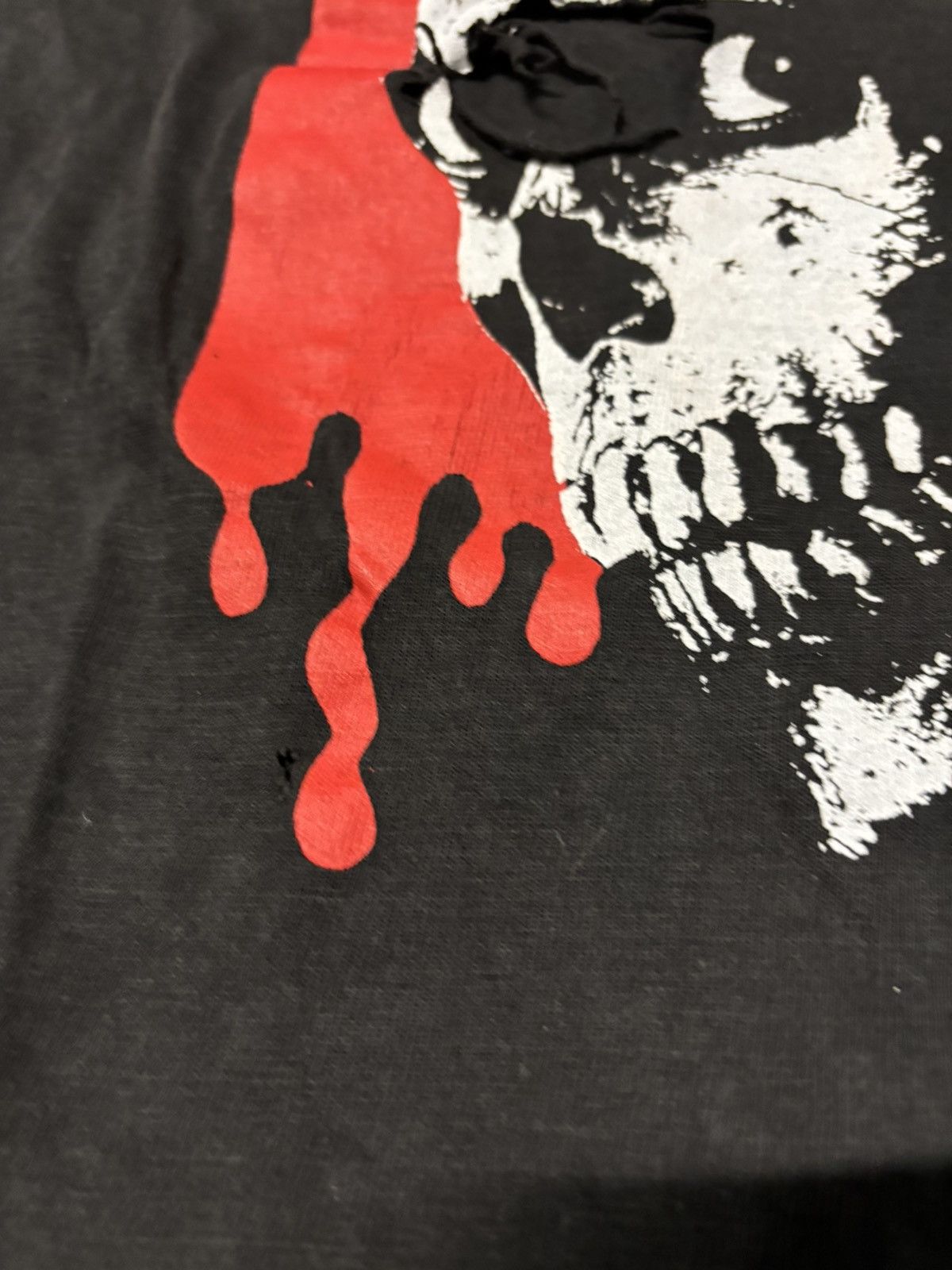 Japanese Brand × Vintage VIntage The Evil Dead Tee Zombies Horror Movie 90s Size US L / EU 52-54 / 3 - 9 Thumbnail
