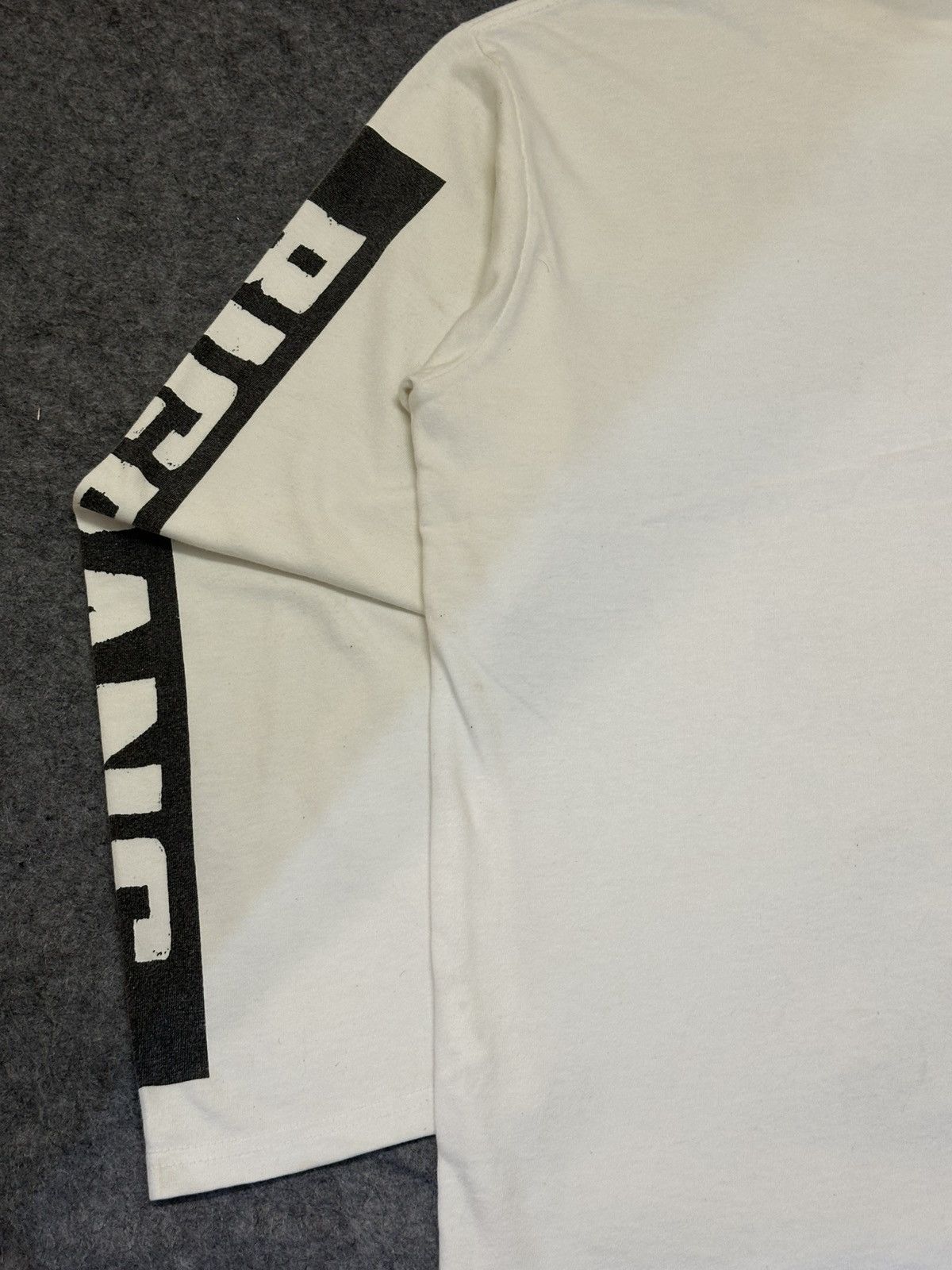 Band Tees BIGBANG "10th Anniversary Concert: 0.TO.10 -THE FINAL-" . Size US M / EU 48-50 / 2 - 6 Thumbnail