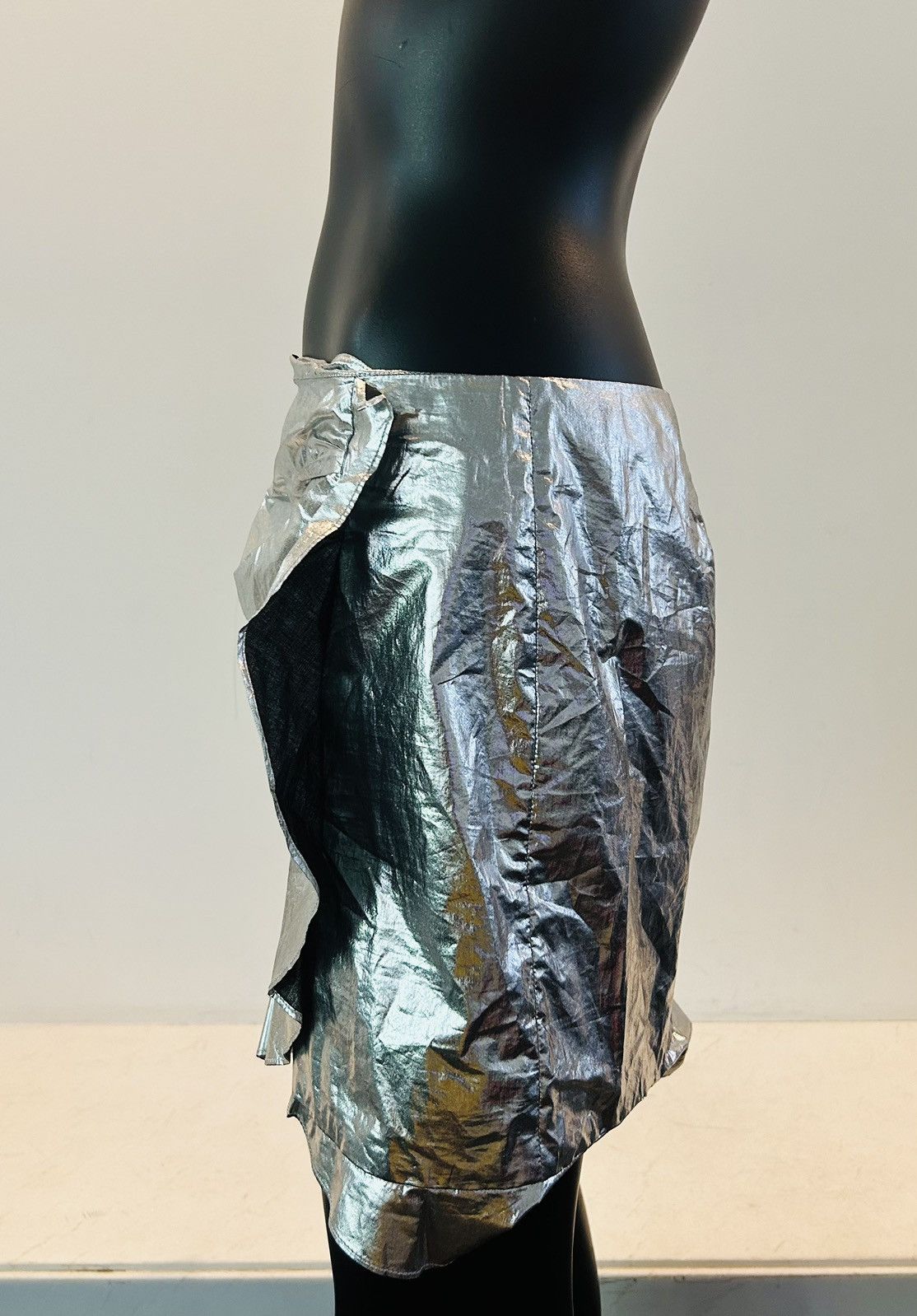 Isabel Marant New with tags Isabel Marant silver ruffle mini skirt 40 Size 28" / US 6 / IT 42 - 4 Thumbnail
