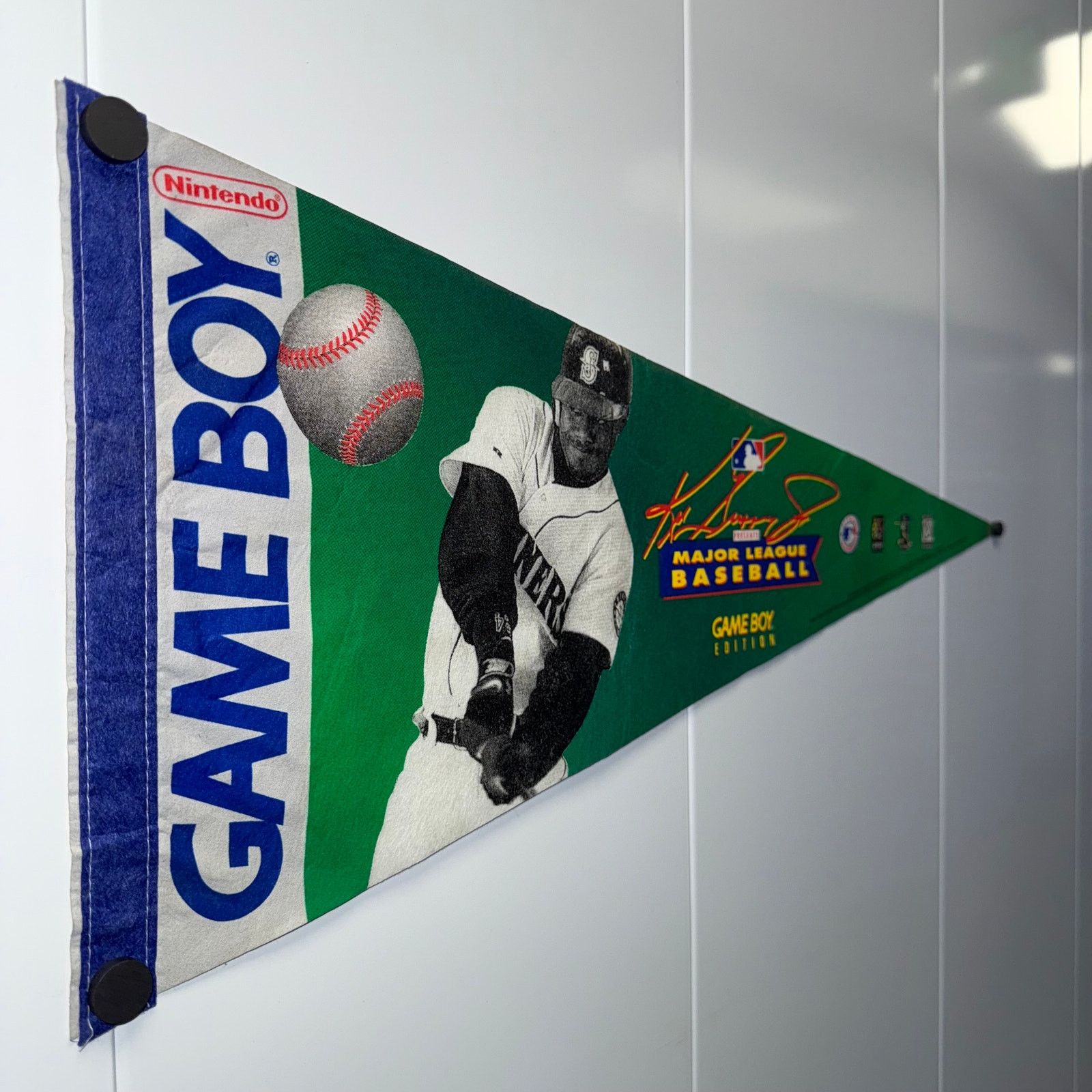 Nintendo Ken Griffey Jr MLB Game Boy Pennant Nintendo Mariners 1997 Size ONE SIZE - 2 Thumbnail