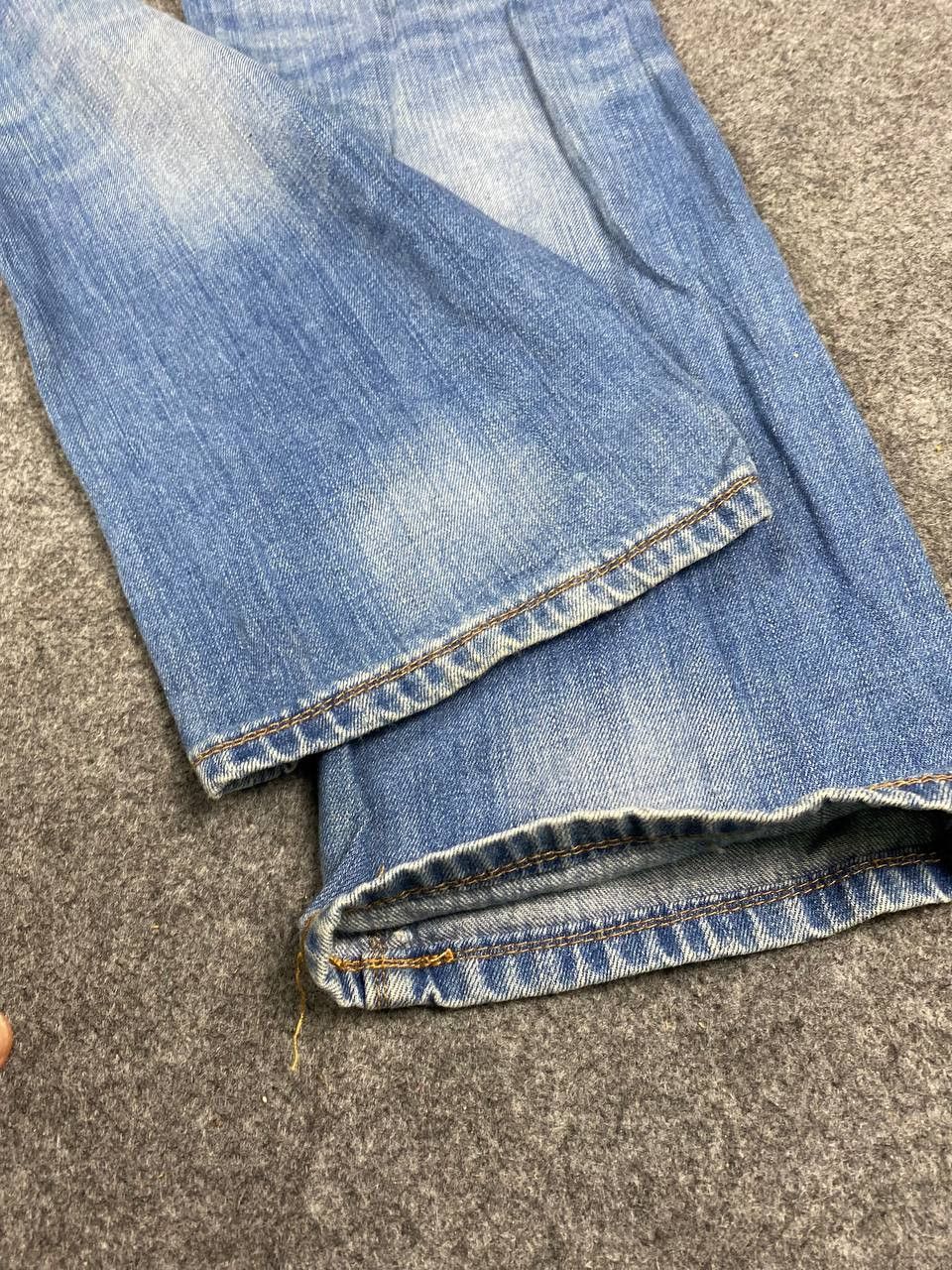 Levi's levis 504 uneven faded distressed denim Size US 32 / EU 48 - 7 Thumbnail