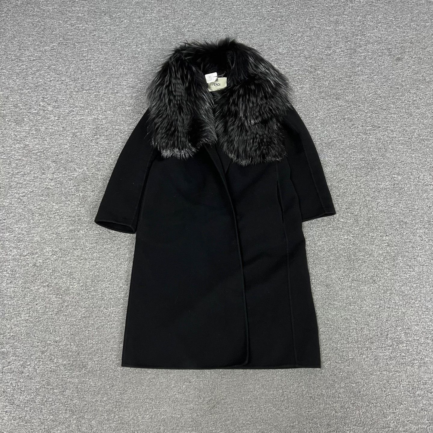 Fendi Fendi Black Fox Fur Collar Cashmere Coat Size S / US 4 / IT 40 - 1 Thumbnail