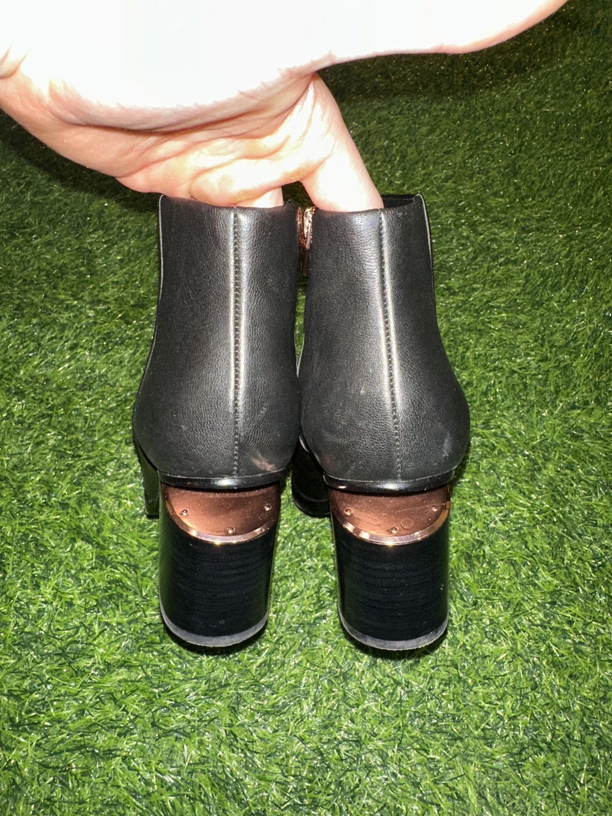 Alexander Wang Alexander wang gabi leather boots size 35.5 Size US 5.5 / IT 35.5 - 5 Thumbnail
