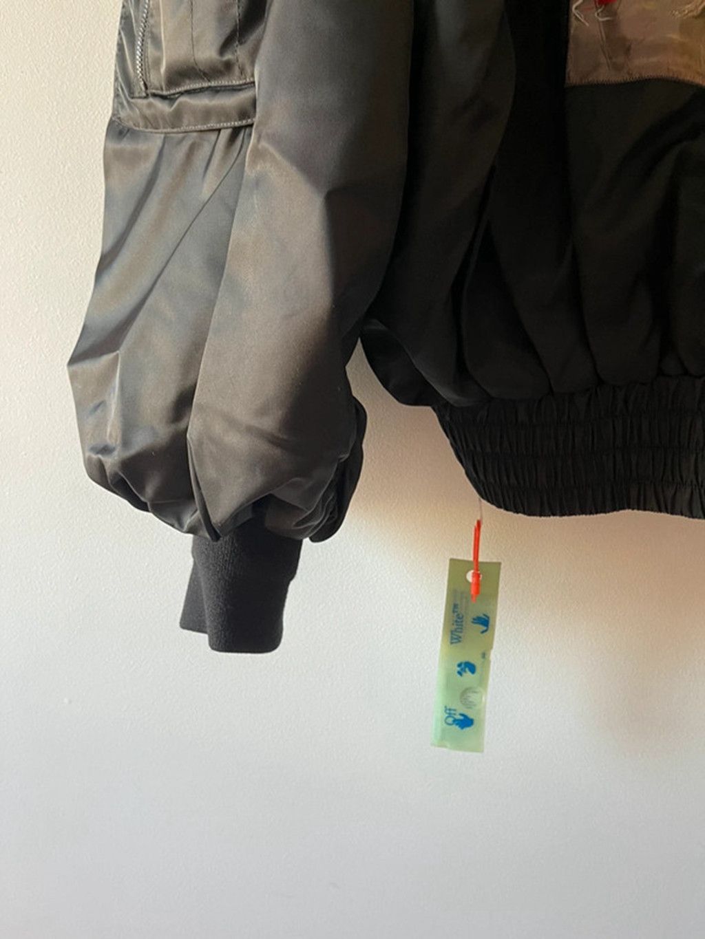 Off-White Off-White Bomber Jacket Size US M / EU 48-50 / 2 - 11 Thumbnail