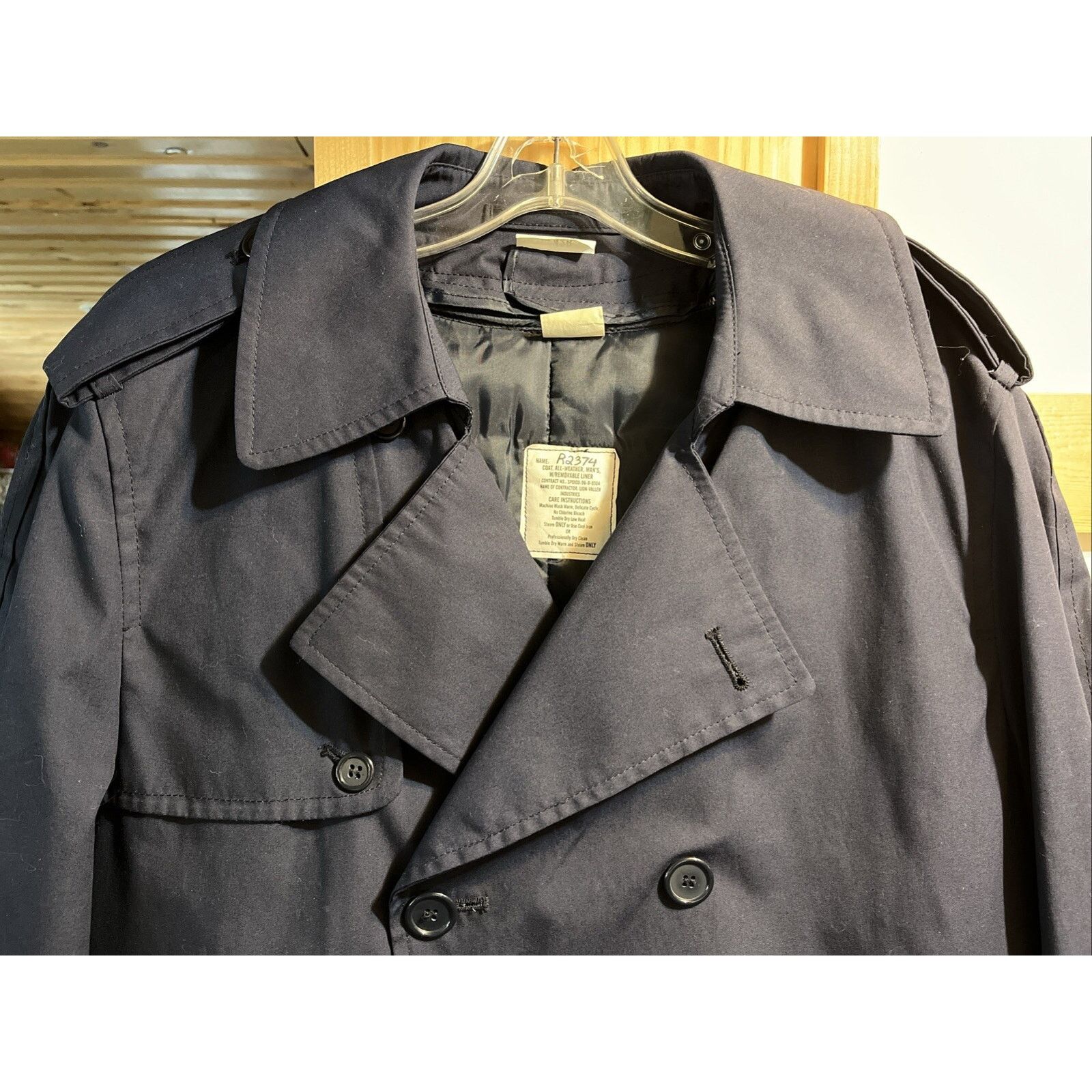 Other US Military Vintage Men’s 42R Navy 8 Button LS Trenchcoat Size US XXL / EU 58 / 5 - 6 Thumbnail