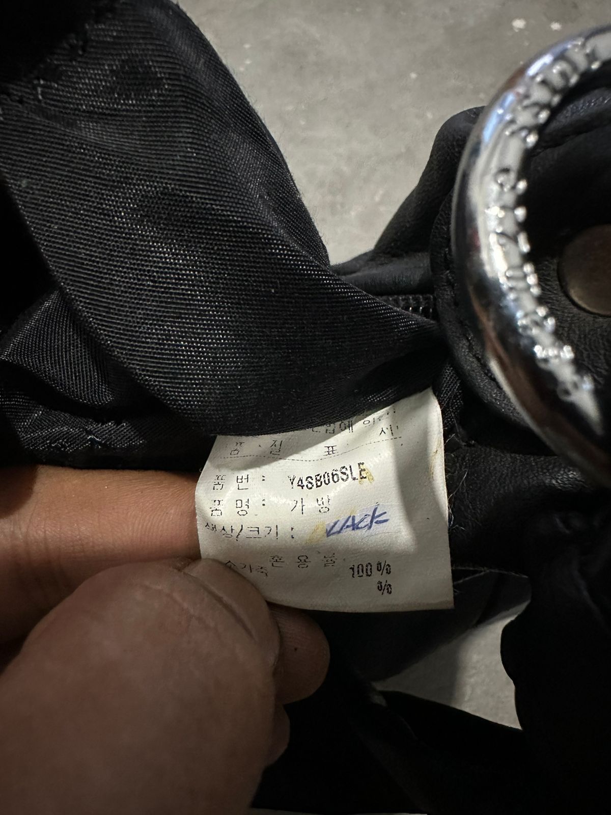 Yohji Yamamoto 🔥Y’saccs by Yohji yamamoto side stud button leather bag Size ONE SIZE - 8 Thumbnail