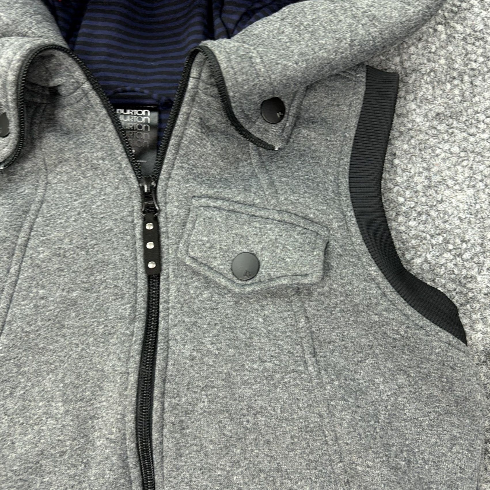 Burton VINTAGE Burton Vest Womens Small Gray Hooded DRYRIDE Zip Pockets WB Starr Snowboard Size S / US 4 / IT 40 - 3 Thumbnail