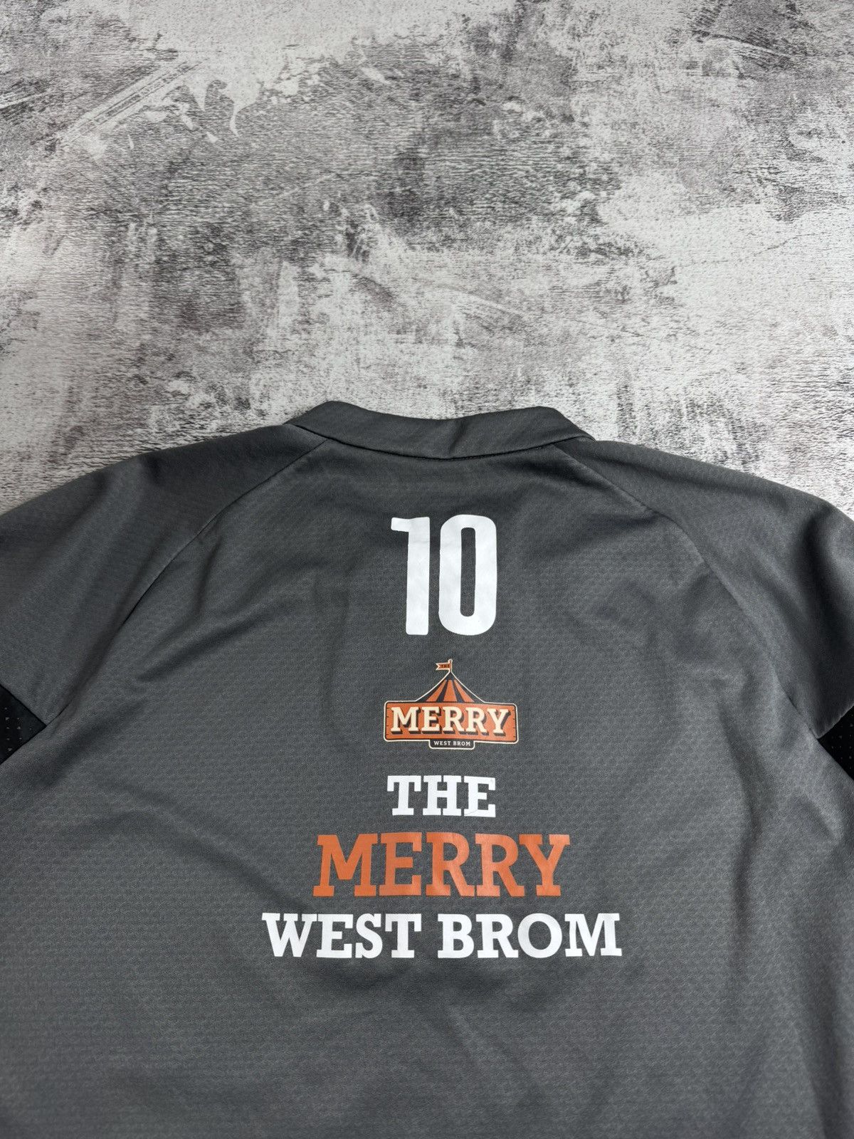Puma #10 West Bromwich FC Albion Issue LongSleeve Puma Soccer Football Jersey T Shirt Size US XL / EU 56 / 4 - 14 Thumbnail