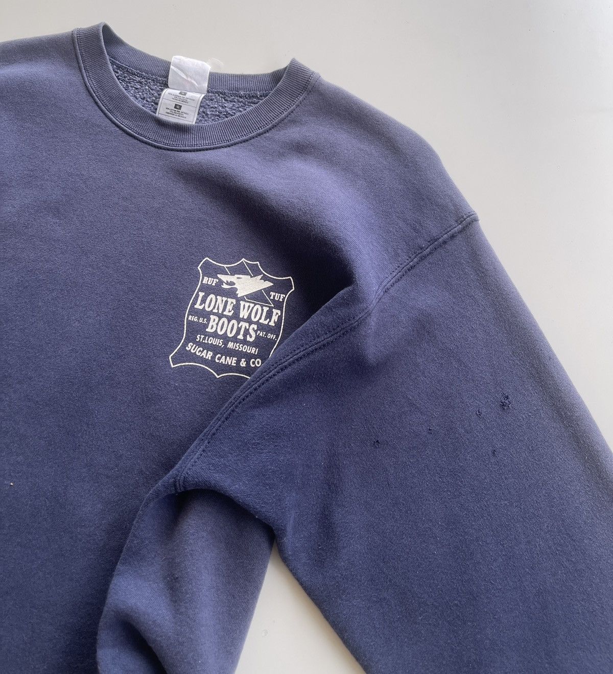 Vintage Vintage 90s Lone Wolf Sugar Cane Sunfaded Sweatshirt Size US L / EU 52-54 / 3 - 7 Thumbnail