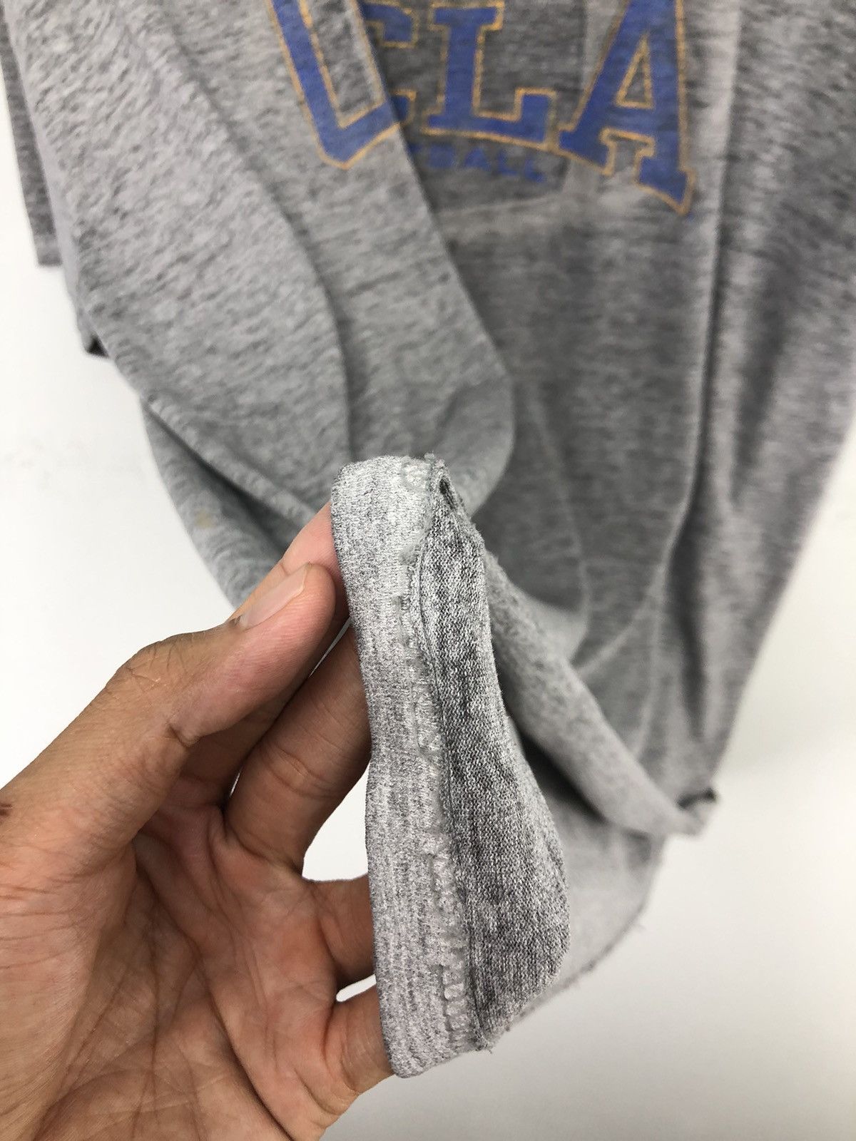 Vintage Vintage UCLA FOOTBALL Distressed Thrashed Tshirt Size US XL / EU 56 / 4 - 22 Thumbnail