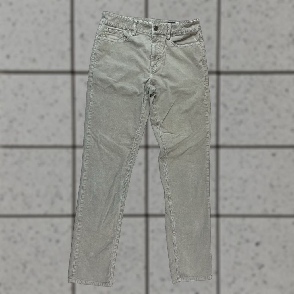 Vineyard Vines Vineyard Vines Mens Pants Beige Corduroy Cotton Chino Golf Preppy Size 30x32 Regular Straight Inseam 32in Front Flat Front Zip Closure Муж? Size US 30 / EU 46 - 1 Thumbnail