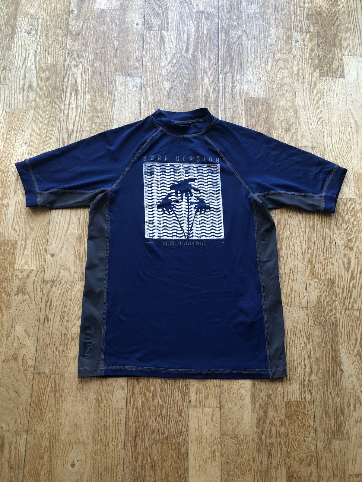 Vintage PIER27 VINTAGE SURF ELASTIC SPORT TEE SHIRT Size US S / EU 44-46 / 1 - 1 Thumbnail