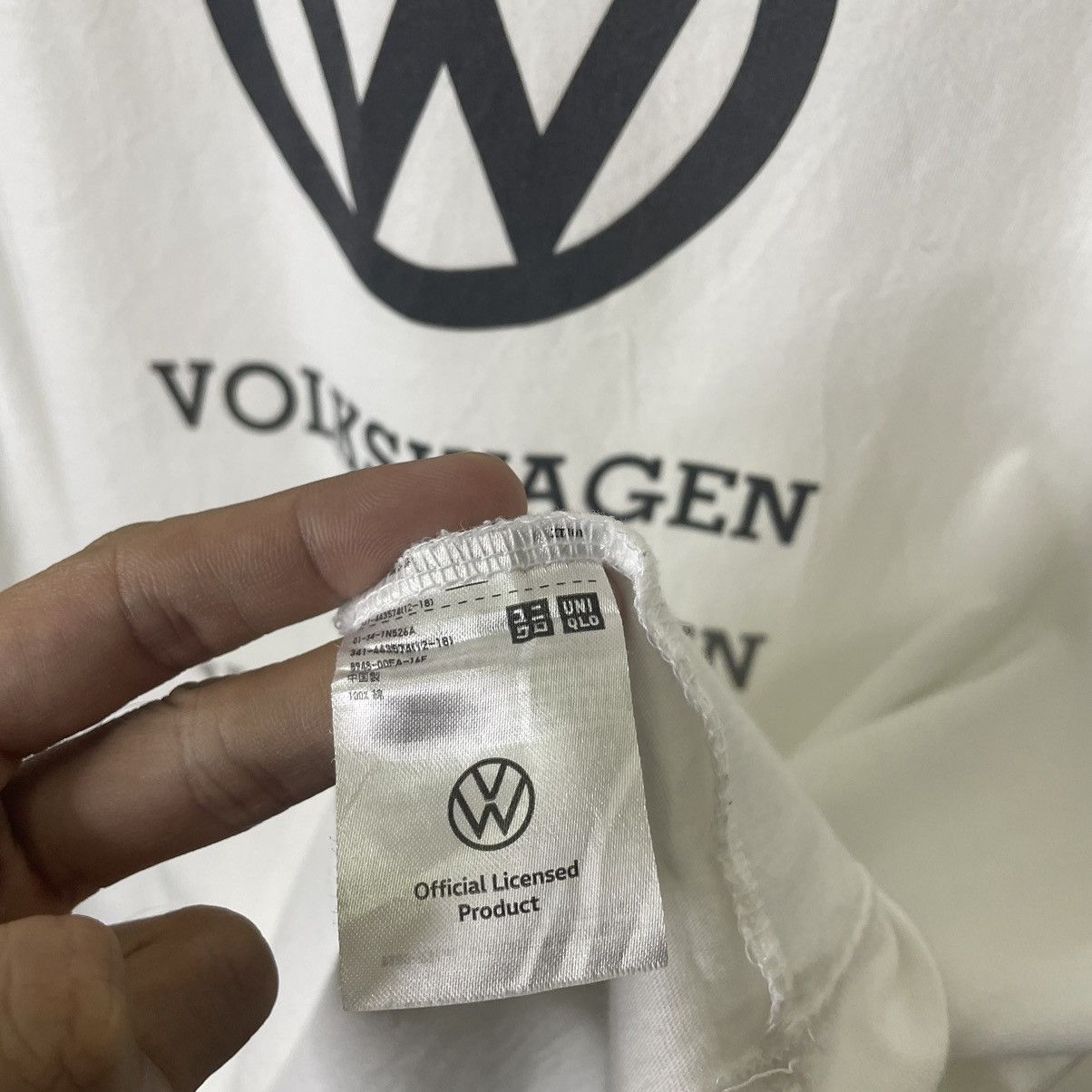 Japanese Brand × Uniqlo Volkswagen Official Licensed Product Collaboration T Shirt Size US L / EU 52-54 / 3 - 4 Thumbnail