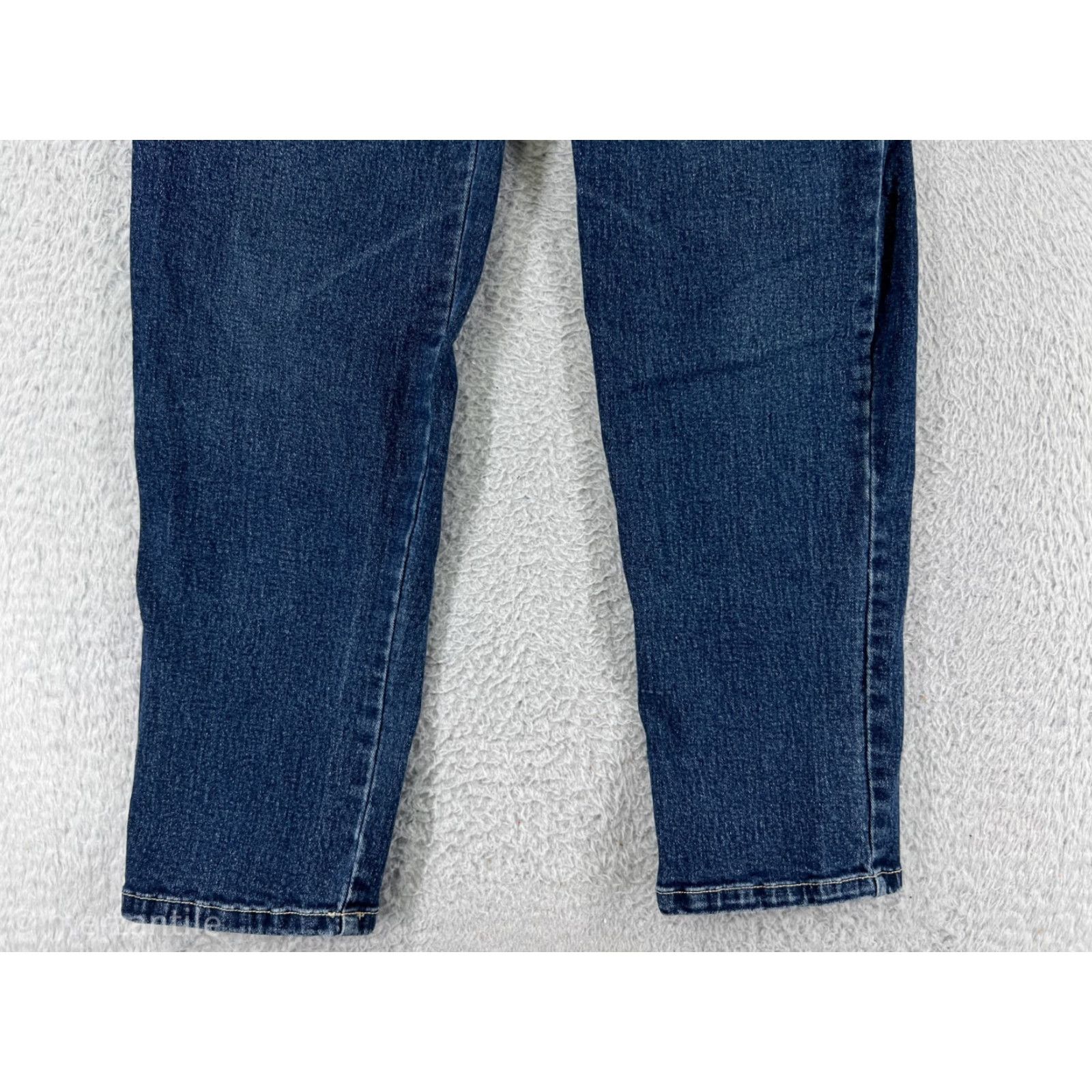 Gloria Vanderbilt Gloria Vanderbilt Jeans Women's 6 Blue Denim Mid Rise Stretch Cotton Blend 5-Pocket Design Regular Size Tapered Pattern Solid All-Season Womens Jeans Size 28" / US 6 / IT 42 - 6 Thumbnail