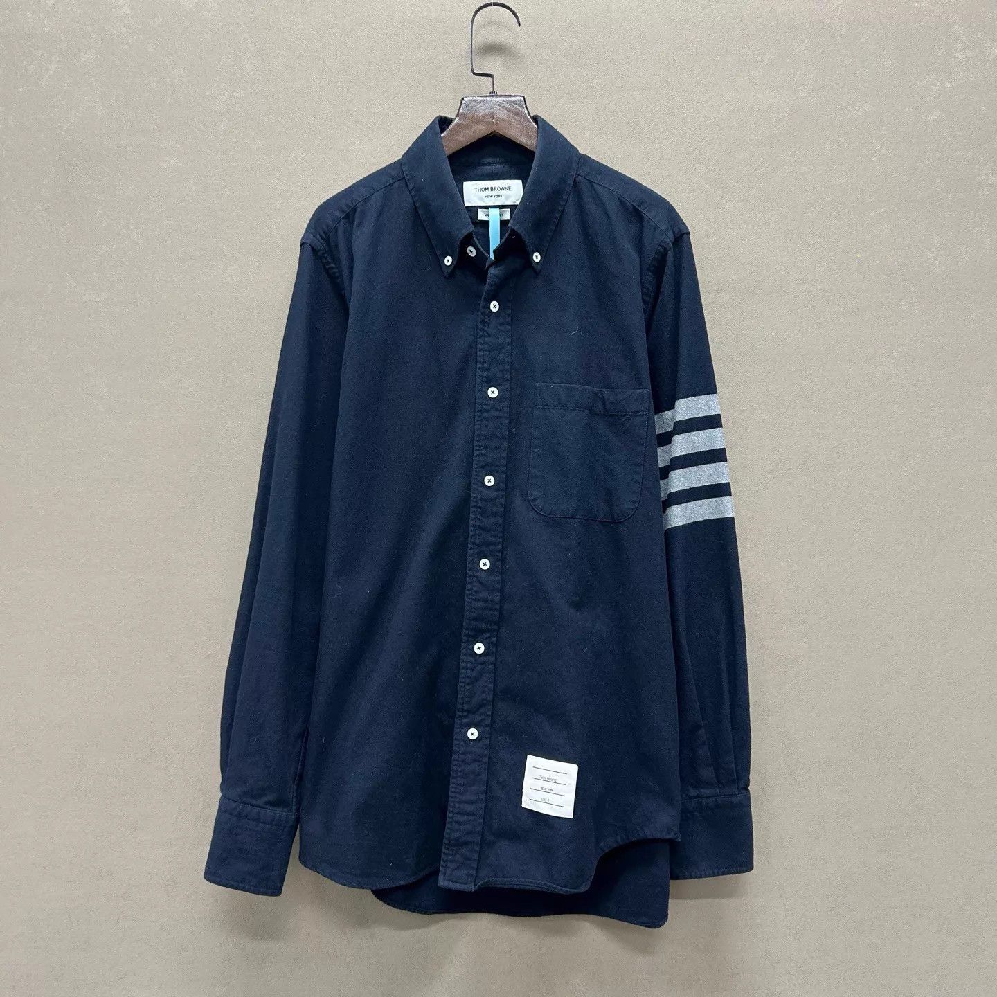 Thom Browne THOM BROWNE 99 New Navy Blue 4 Bar Logo Shirt Size 2 Size US M / EU 48-50 / 2 - 1 Thumbnail