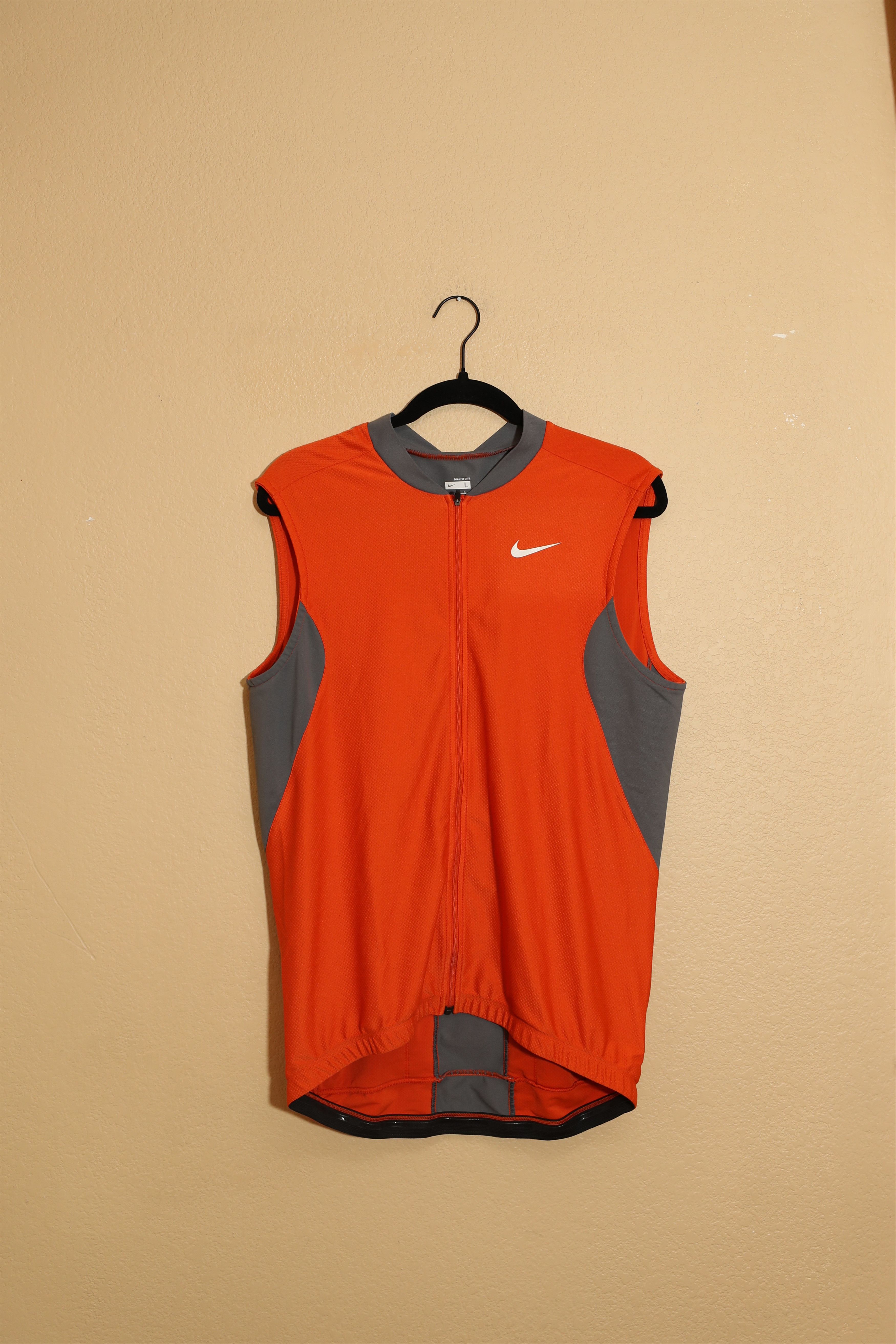 Nike Nike Dri Fit Orange Nike Bike Vest (L) Size US L / EU 52-54 / 3 - 1 Thumbnail