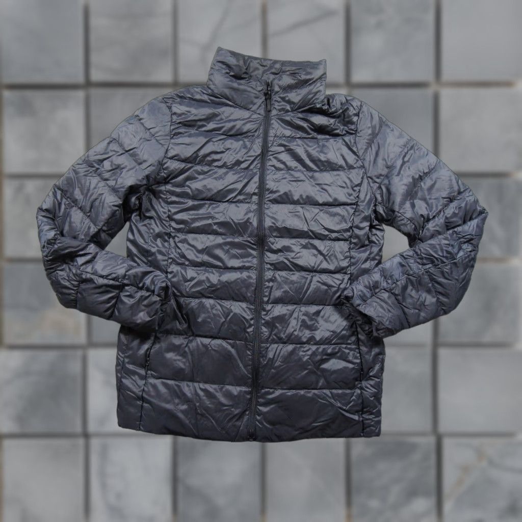 Uniqlo Uniqlo Jacket Womens Large Gray Puffer Lightweight Down Filled Outdoors Ladies Size L / US 10 / IT 46 - 1 Thumbnail