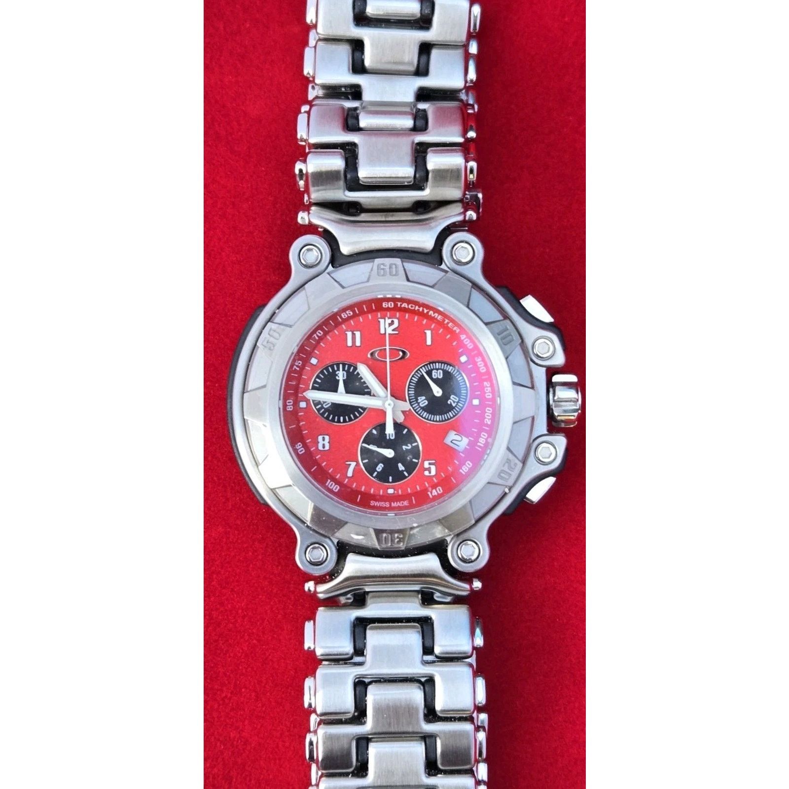 Oakley NEW Oakley Crystal Crankcase Swiss Dive Watch Stainles Steel Size 32 - 1 Thumbnail