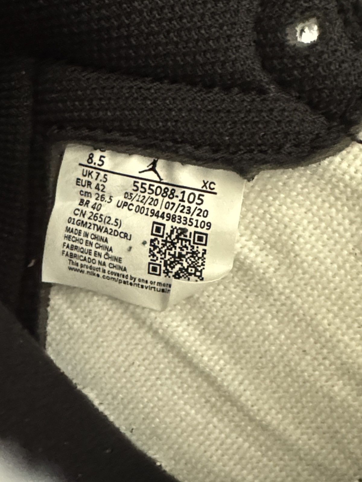 Jordan Brand Air Jordan 1 Retro “ Dark Mocha “ Size US 8.5 / EU 41-42 - 6 Thumbnail