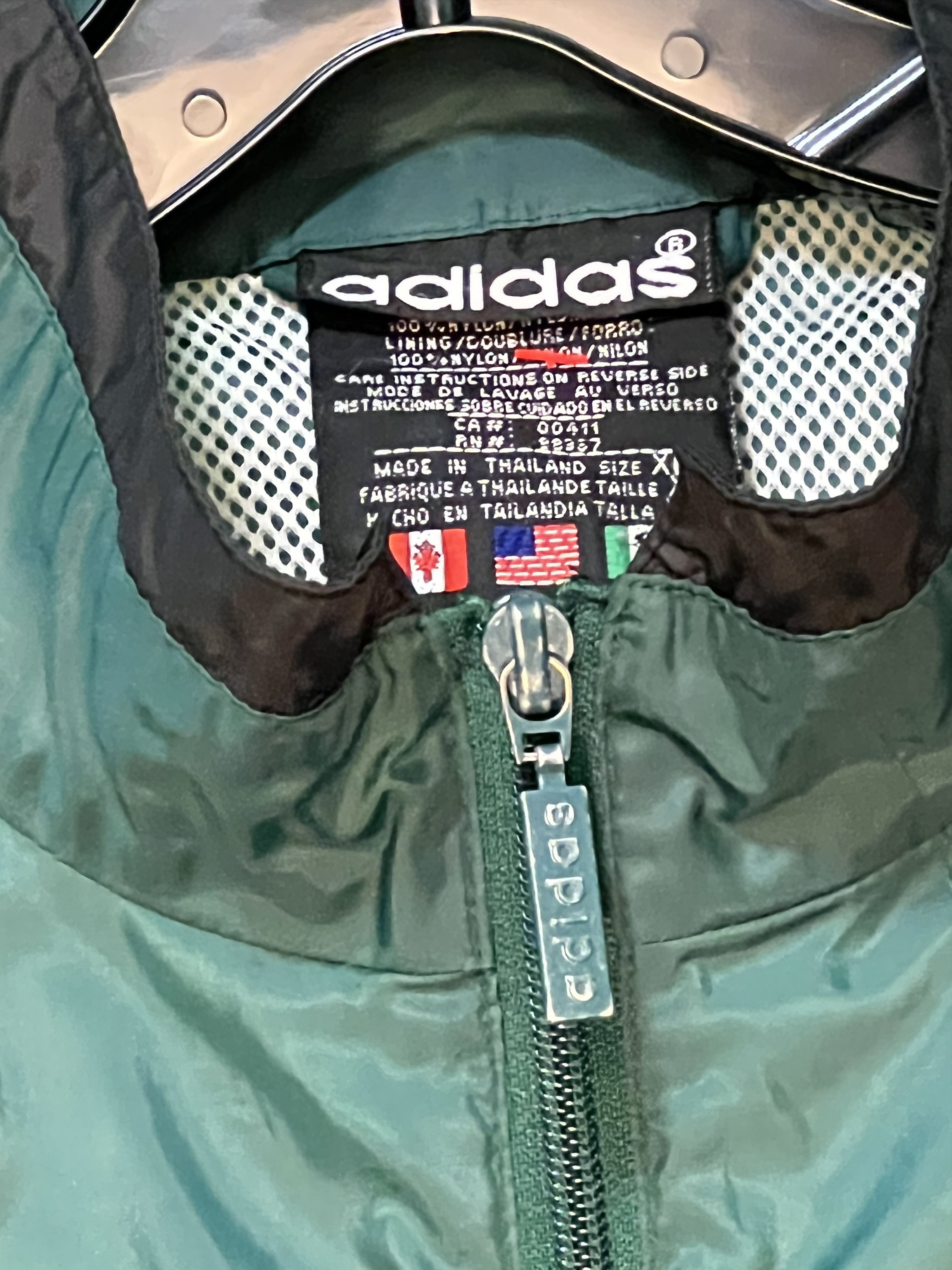 Adidas Vintage Adidas Striped Windbreaker Size US XL / EU 56 / 4 - 6 Thumbnail