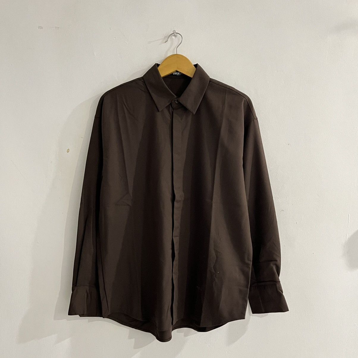 Japanese Brand draw - basic brown hidden button shirt Size US M / EU 48-50 / 2 - 1 Thumbnail