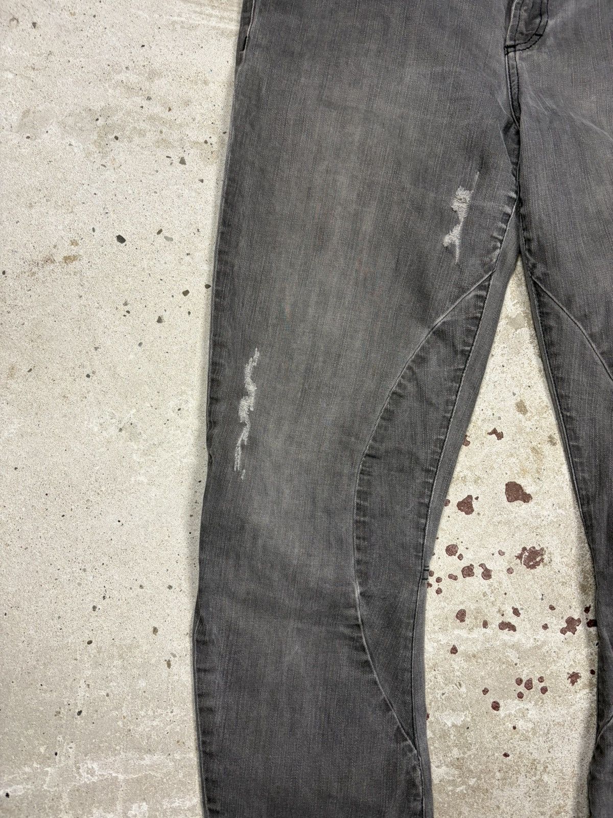 John Galliano 2000s John Galliano Grey Jeans Denim Pants Studs Rhinestones Size 30" / US 8 / IT 44 - 5 Thumbnail