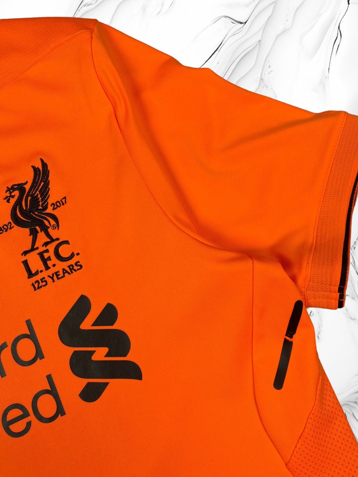 New Balance New Balance FC Liverpool Soccer Jersey Tee T Shirt Size US M / EU 48-50 / 2 - 9 Thumbnail