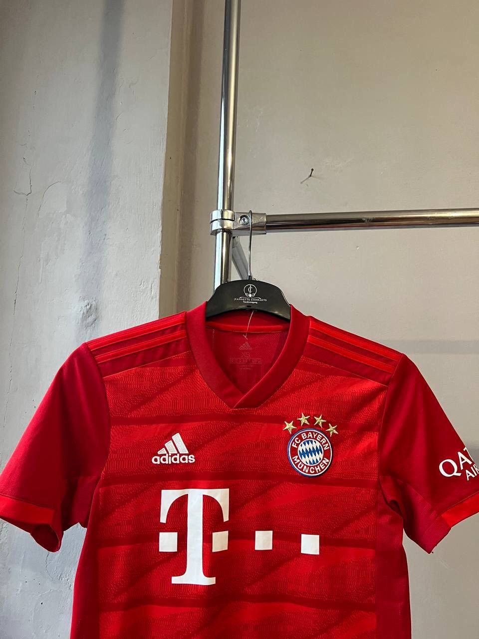 Adidas 2019/20 BAYERN MUNICH HOME SOCCER JERSEY FOOTBALL SHIRT XS Size US XS / EU 42 / 0 - 5 Thumbnail