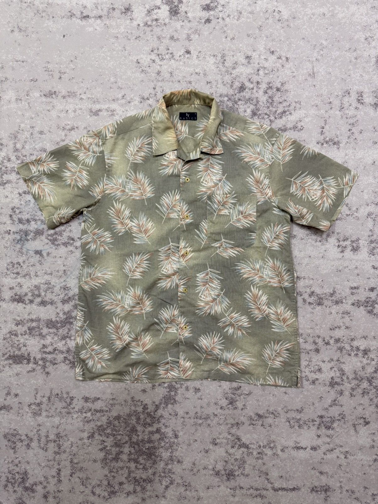 Japanese Brand VINTAGE IY BASICS FLORA DESIGN HAWAII BUTTON UP SHIRT Size US M / EU 48-50 / 2 - 3 Thumbnail