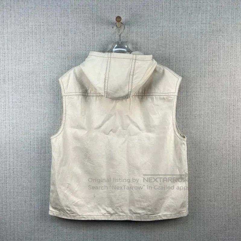 Prada Prada Hooded Vest in Light Cream. Size US M / EU 48-50 / 2 - 3 Thumbnail