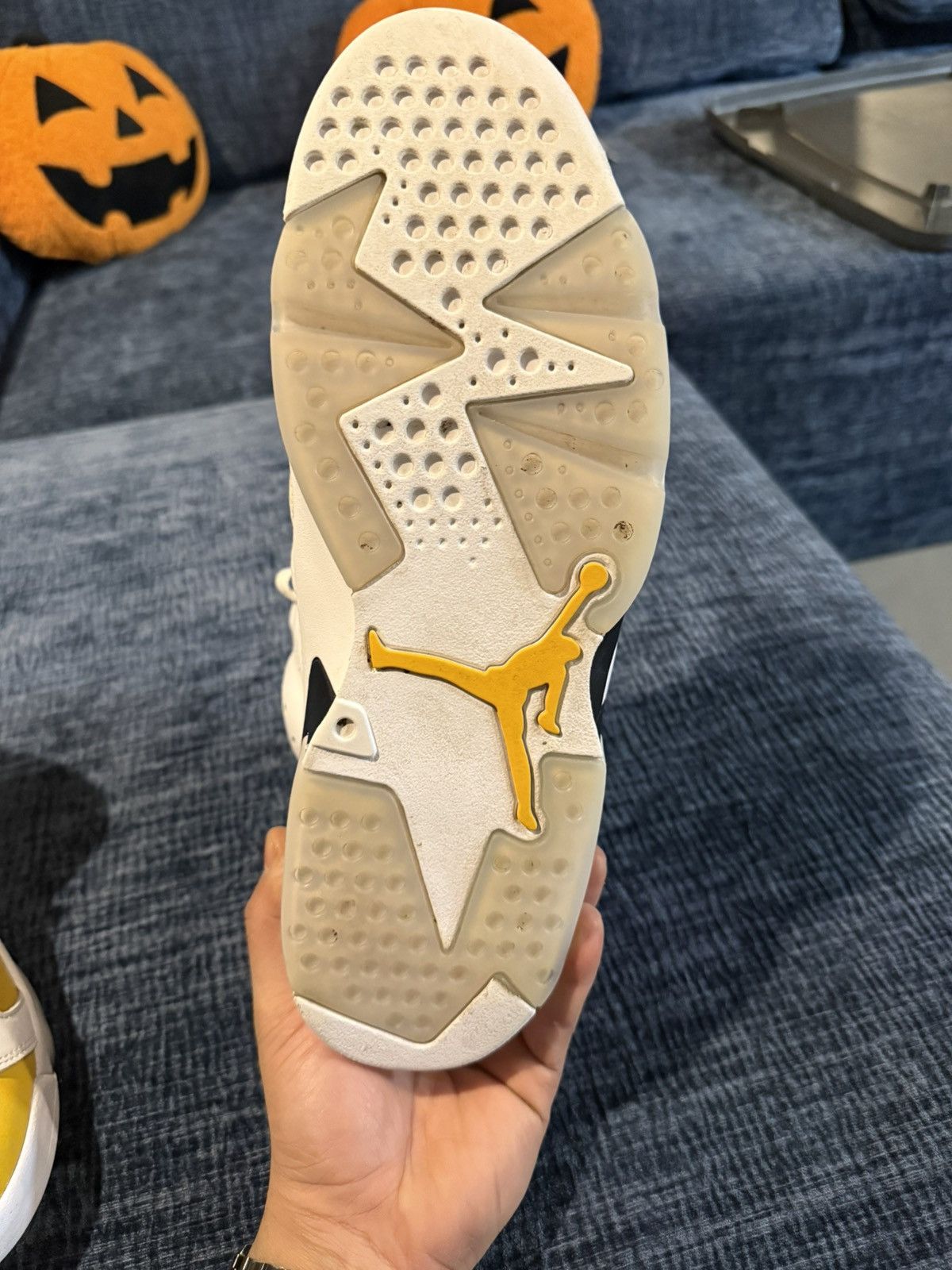 Jordan Brand 🔥 Air Jordan 6 “Yellow Ochre” – Size 13 🔥 Size US 13 / EU 46 - 5 Thumbnail