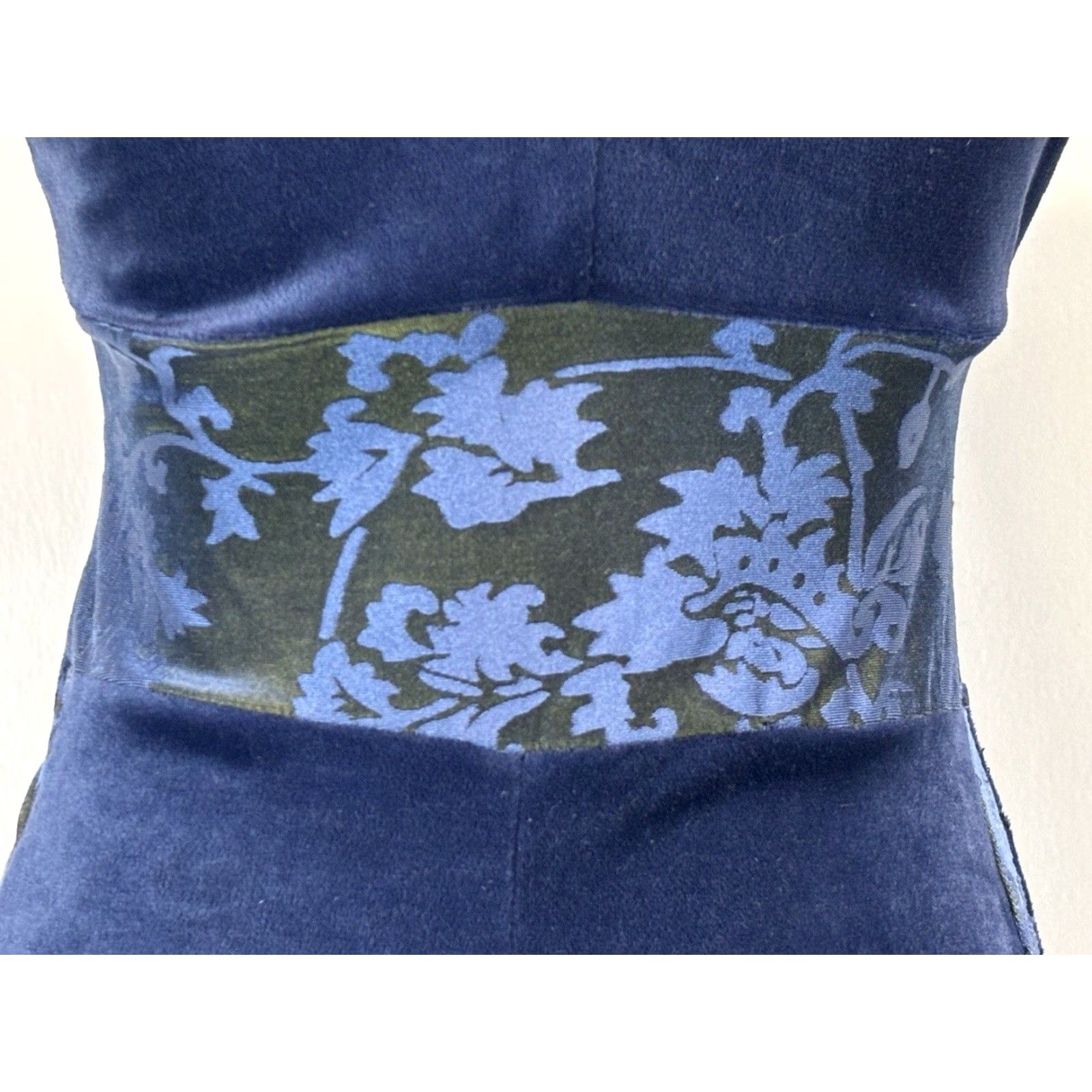 Velvet VINTAGE Possessed Velvet Maxi Dress Blue Floral V-Neck Short Sleeve XS/S Women Regular Grunge Whimsigoth 90s Halloween Party/Cocktail Fall Winter Size XS / US 0-2 / IT 36-38 - 6 Thumbnail