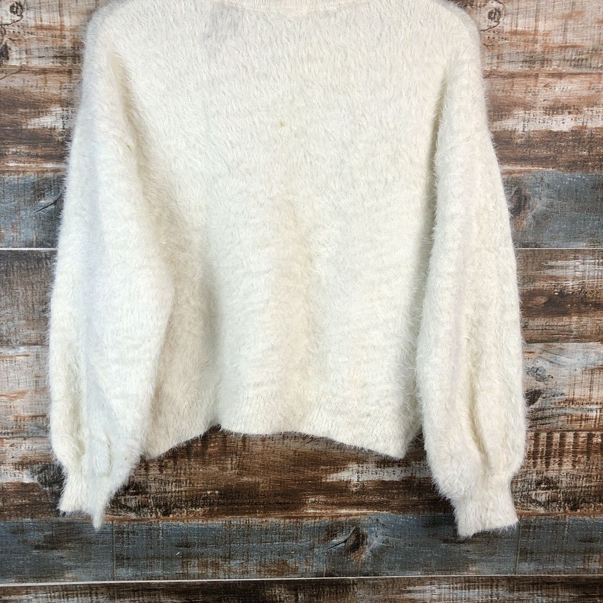 Vintage DLL Earth Music & Econology Cream Mohair Knitwear #C075 Size S / US 4 / IT 40 - 14 Thumbnail