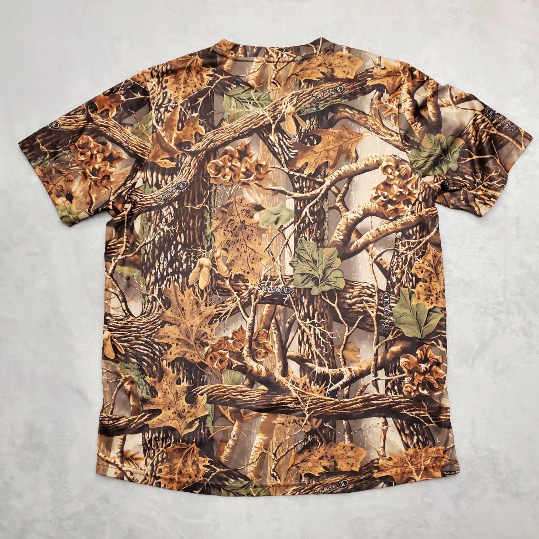 Vintage Seclusion 3D Camoflage Shirt Mens Medium Brown Camo Short Sleeve 100% Polyester Shirt Mens M Brown Camouflage 3D Seclusion Size US M / EU 48-50 / 2 - 6 Thumbnail