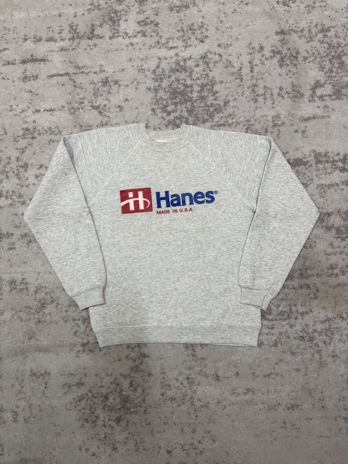 Hanes Vintage 90s Hanes Made In Usa Biglogo Crewneck Sweatshirt Size US S / EU 44-46 / 1 - 3 Thumbnail