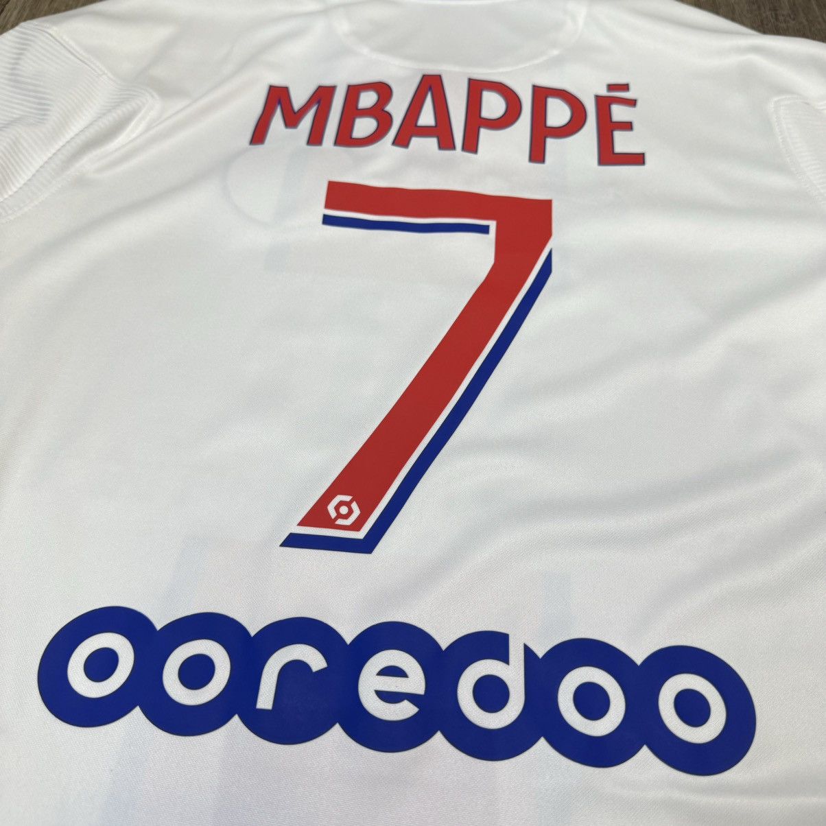 Nike PSG 20/21 away shirt #7 Mbappe (bnwt) Size US M / EU 48-50 / 2 - 4 Thumbnail