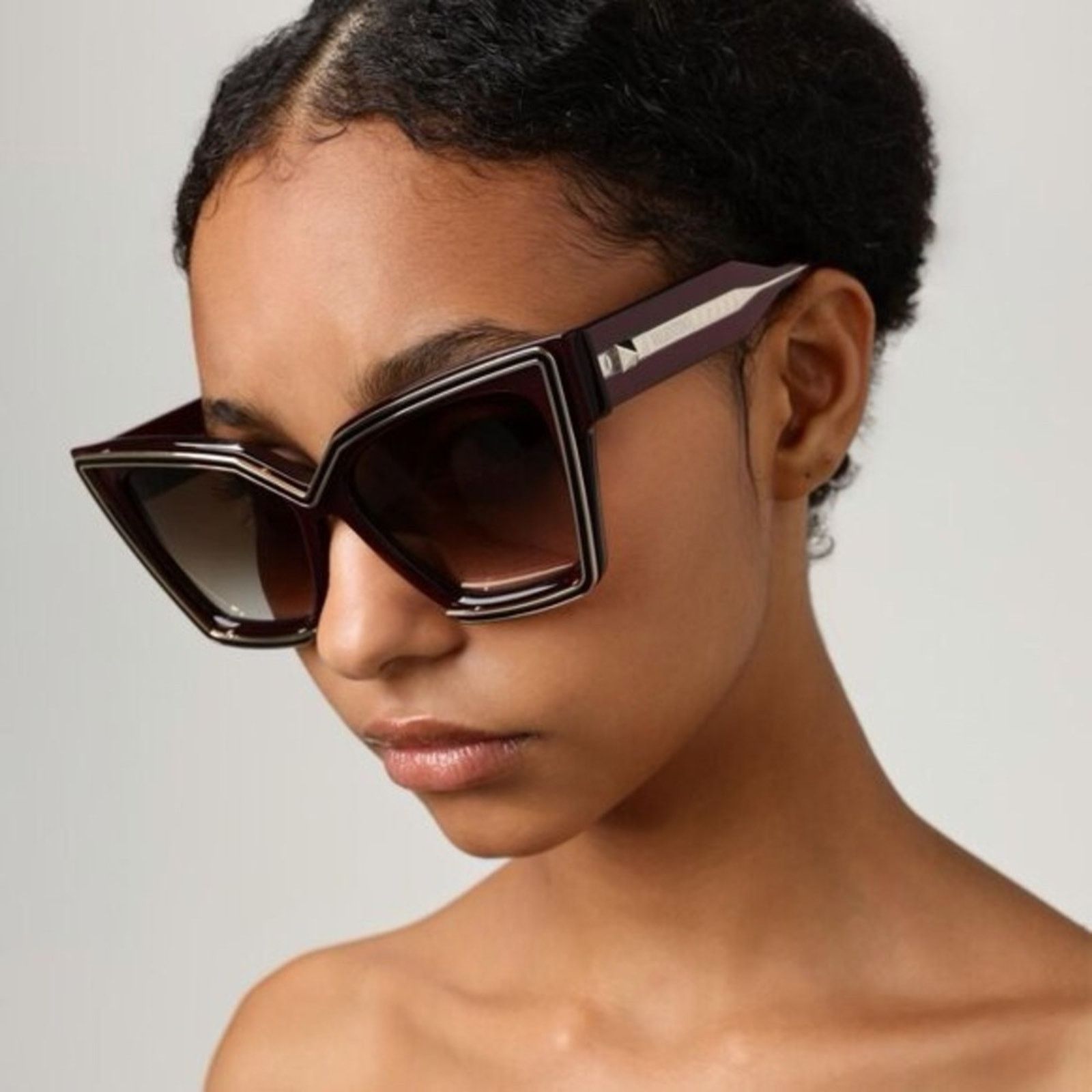Valentino New! Valentino V GRACE VLS 126B Chic Sunglasses, Authentic Size ONE SIZE - 2 Thumbnail