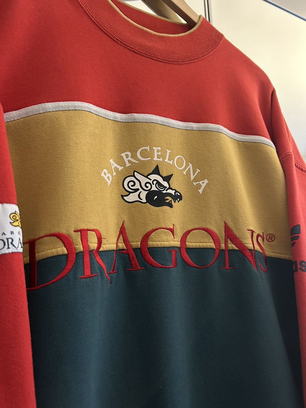 Adidas Adidas Barselona Dragons Vintage 90's rare man's sweatshirt Size US L / EU 52-54 / 3 - 3 Thumbnail