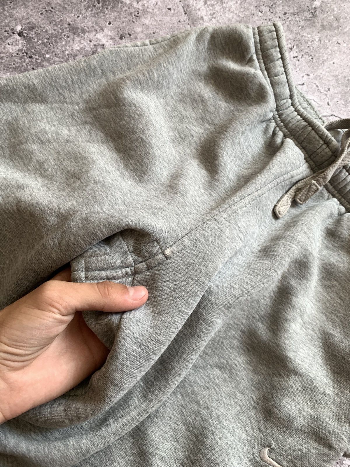 Nike 🔥VINTAGE NIKE BAGGY SWEATPANTS Size US 30 / EU 46 - 9 Thumbnail