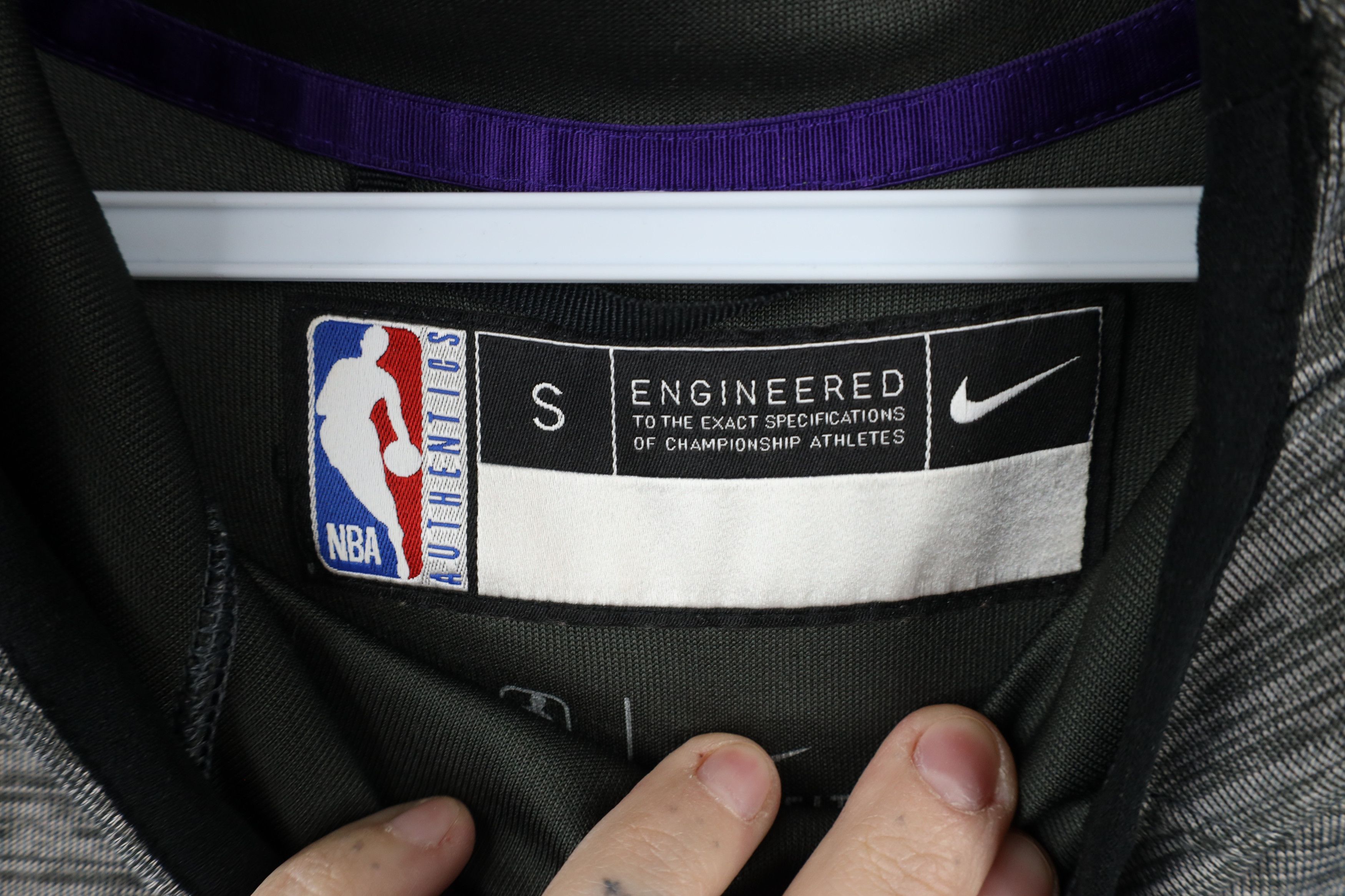 Nike × Vintage Nike NBA Authentics Lakers Basketball Showtime Hoodie Size US S / EU 44-46 / 1 - 12 Thumbnail