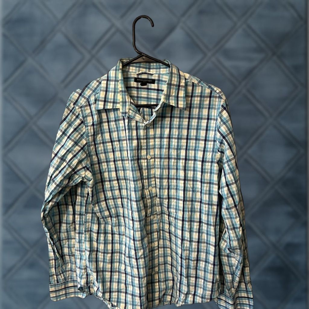 Banana Republic Banana Republic Button-Up Shirt Mens Blue Plaid Check Medium Slim Fit Cotton Classic Preppy 90s? Size US M / EU 48-50 / 2 - 1 Thumbnail