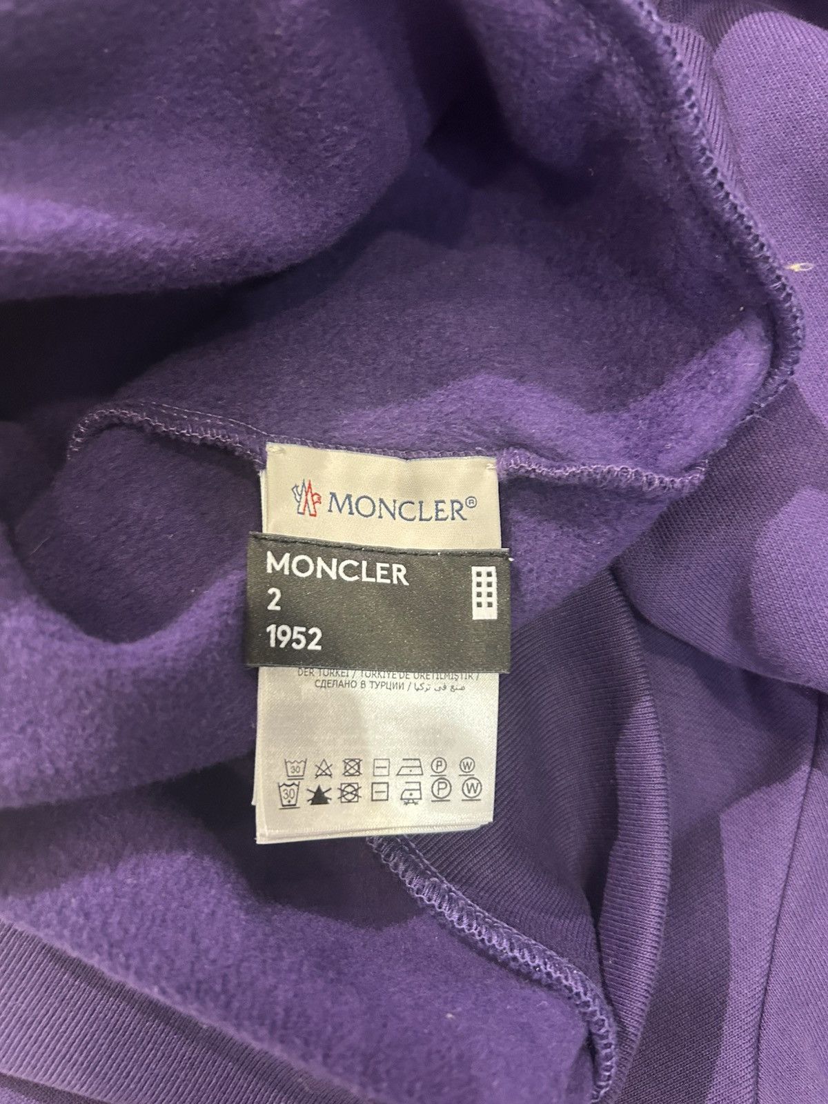 Moncler Moncler N°2 1952 x Valextra Crewneck Size US M / EU 48-50 / 2 - 7 Thumbnail