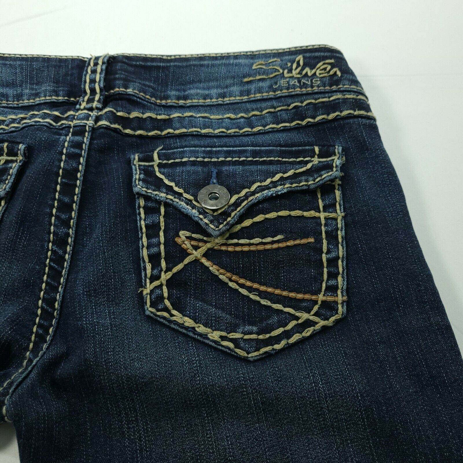 Other Silver McKenzie Slim Bootcut Medium Wash Women Size 26x30 Size 28" / US 6 / IT 42 - 4 Thumbnail