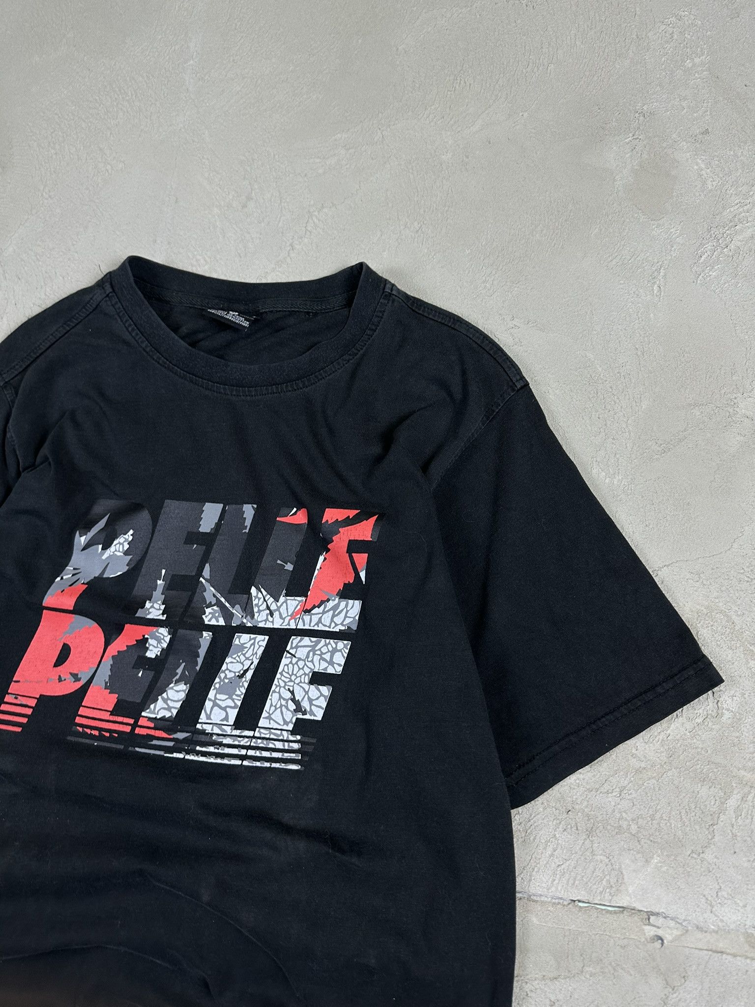 Pelle Pelle Vintage Y2k Pelle Pelle Logo T-shirt Size US M / EU 48-50 / 2 - 7 Thumbnail
