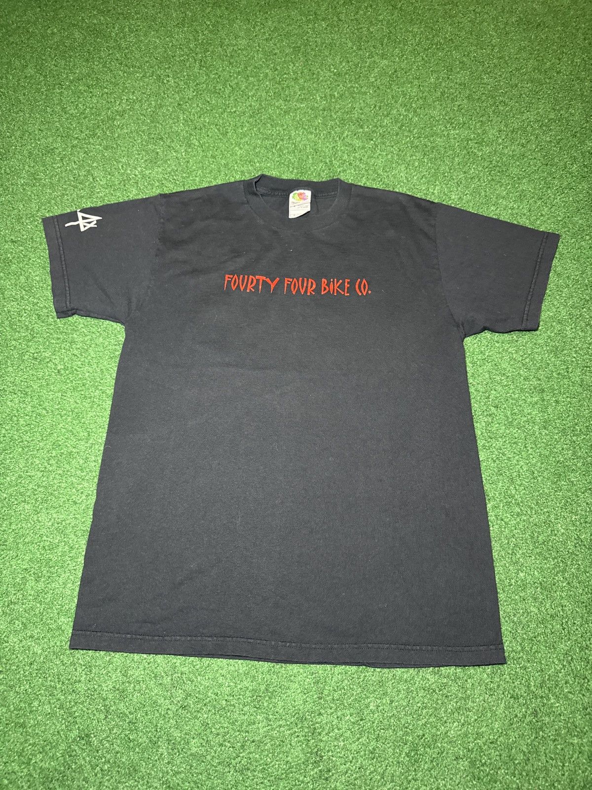 Vintage Y2K 44 Bike Co Fourty Four Custom Bikes Med Grunge T Shirt Size US M / EU 48-50 / 2 - 1 Thumbnail