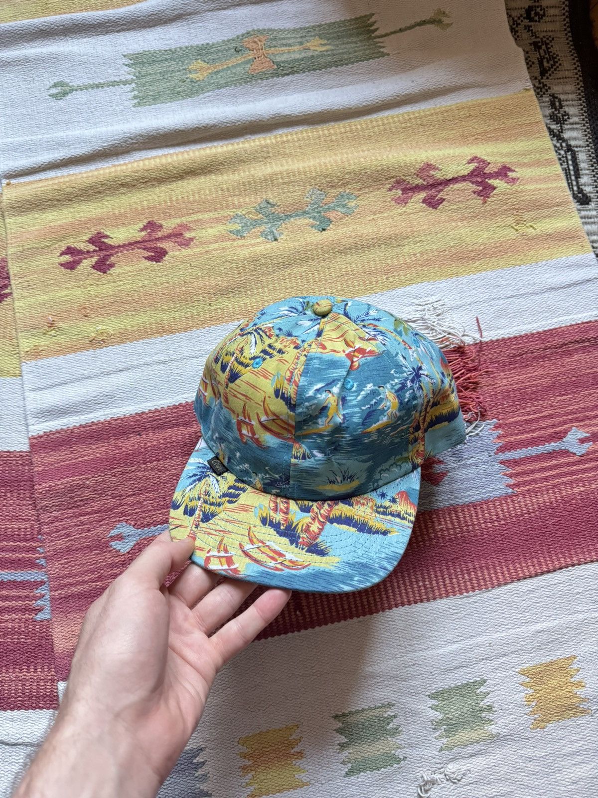 Obey Vintage 00’s Obey Hawaiian All Over Print Hat Size ONE SIZE - 1 Thumbnail