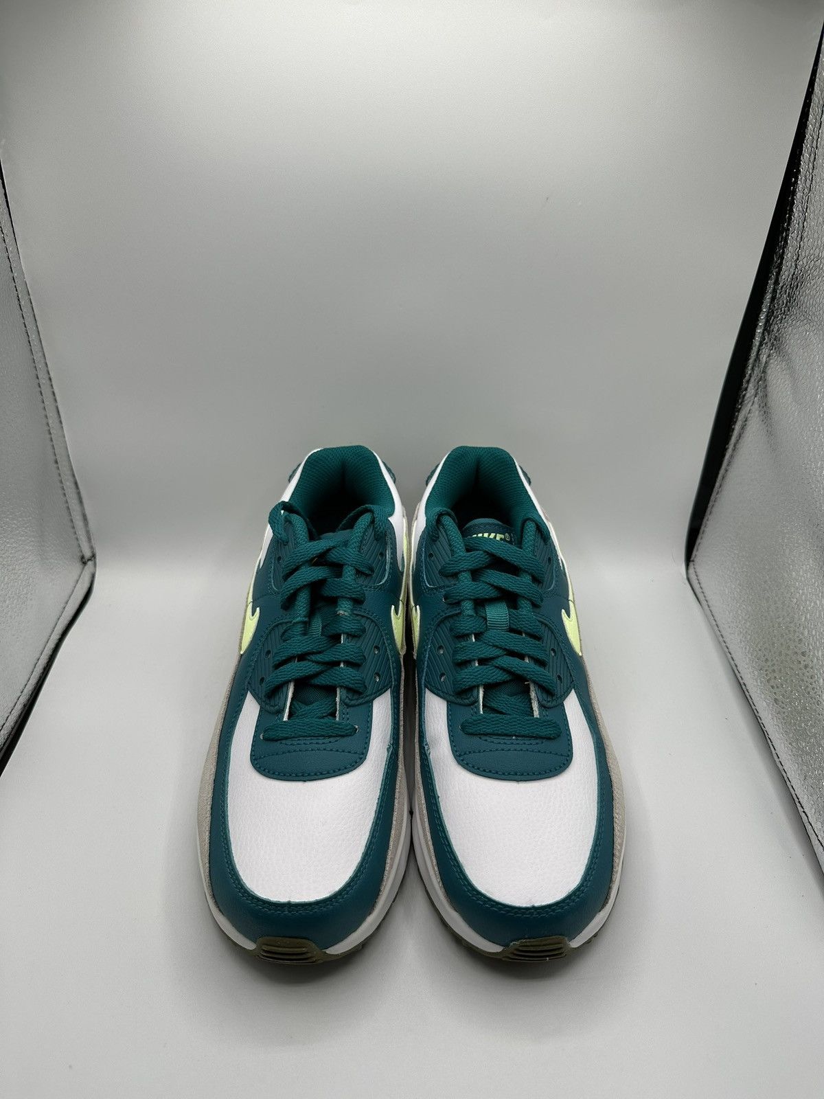 Nike Nike Air Max 90 Leather GS “Bright Spruce Barley Volt” Size US 7.5 / IT 37.5 - 2 Thumbnail
